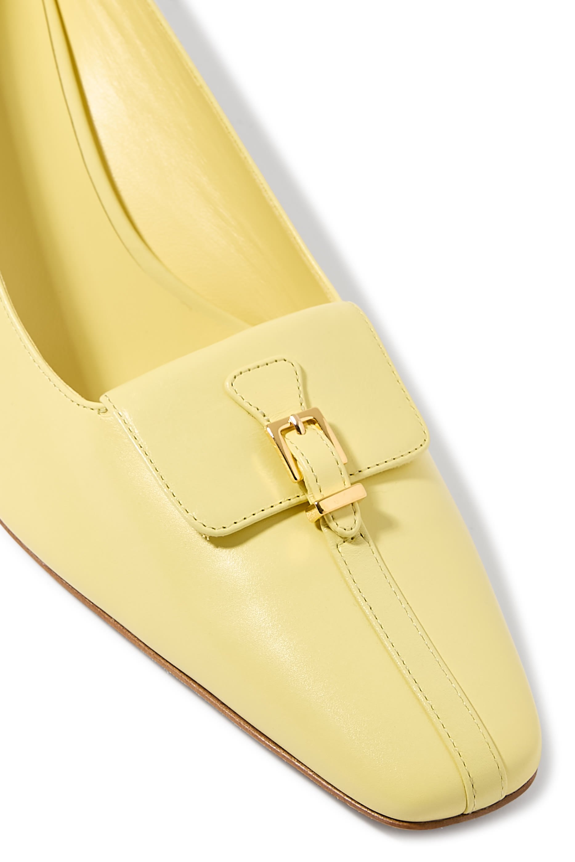 حذاء سيليا 50 بوكيت كلاسيكي