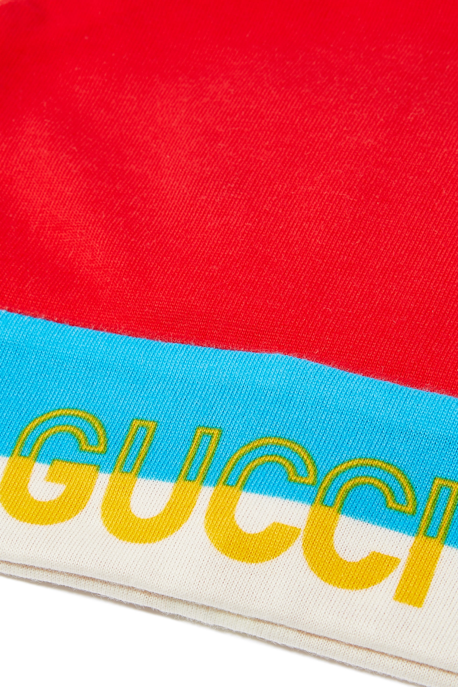 قبعة بيني للأطفال بحافة بشعار الماركة