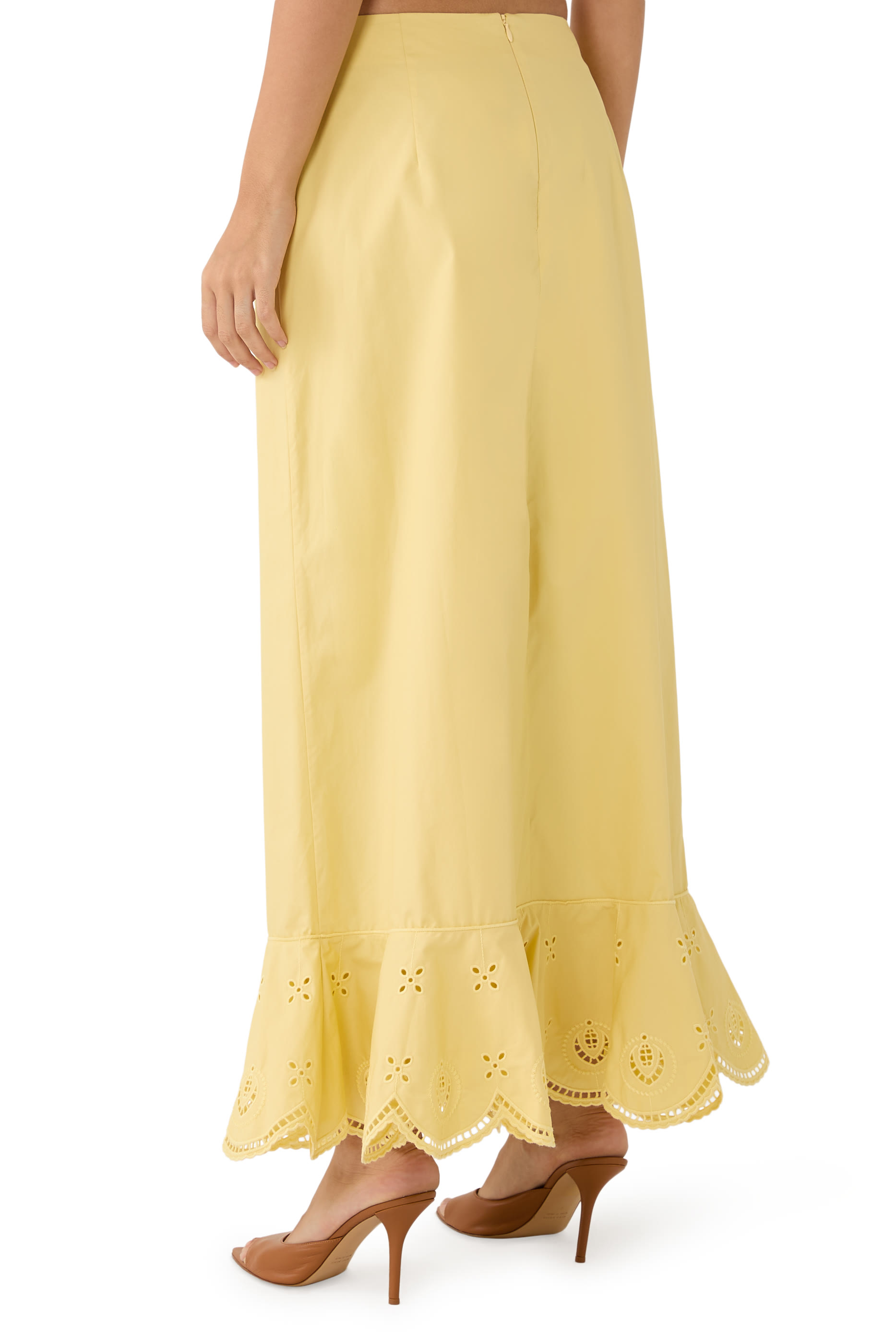 تنورة بيتينا