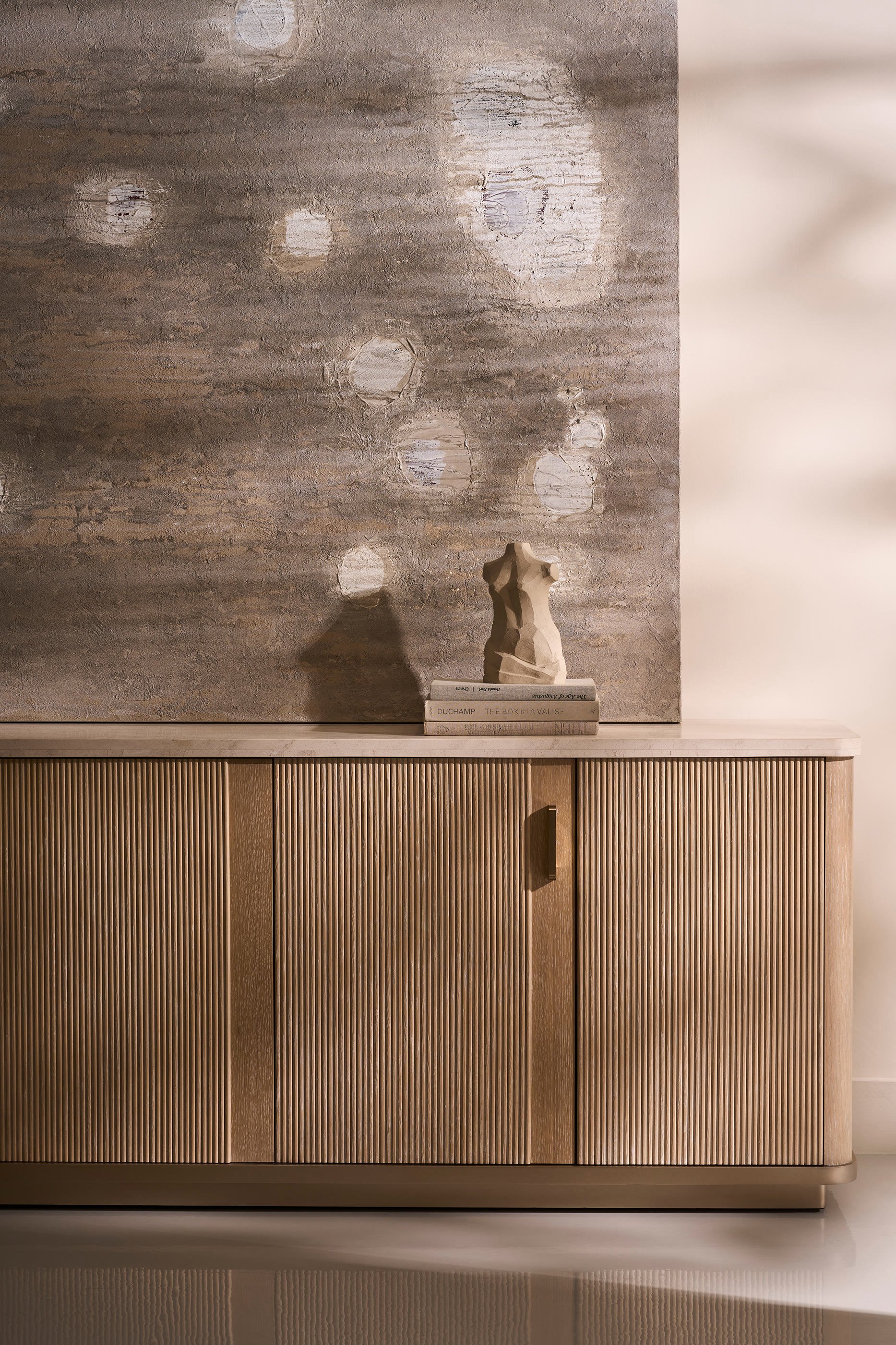 طاولة جانبية ريذم