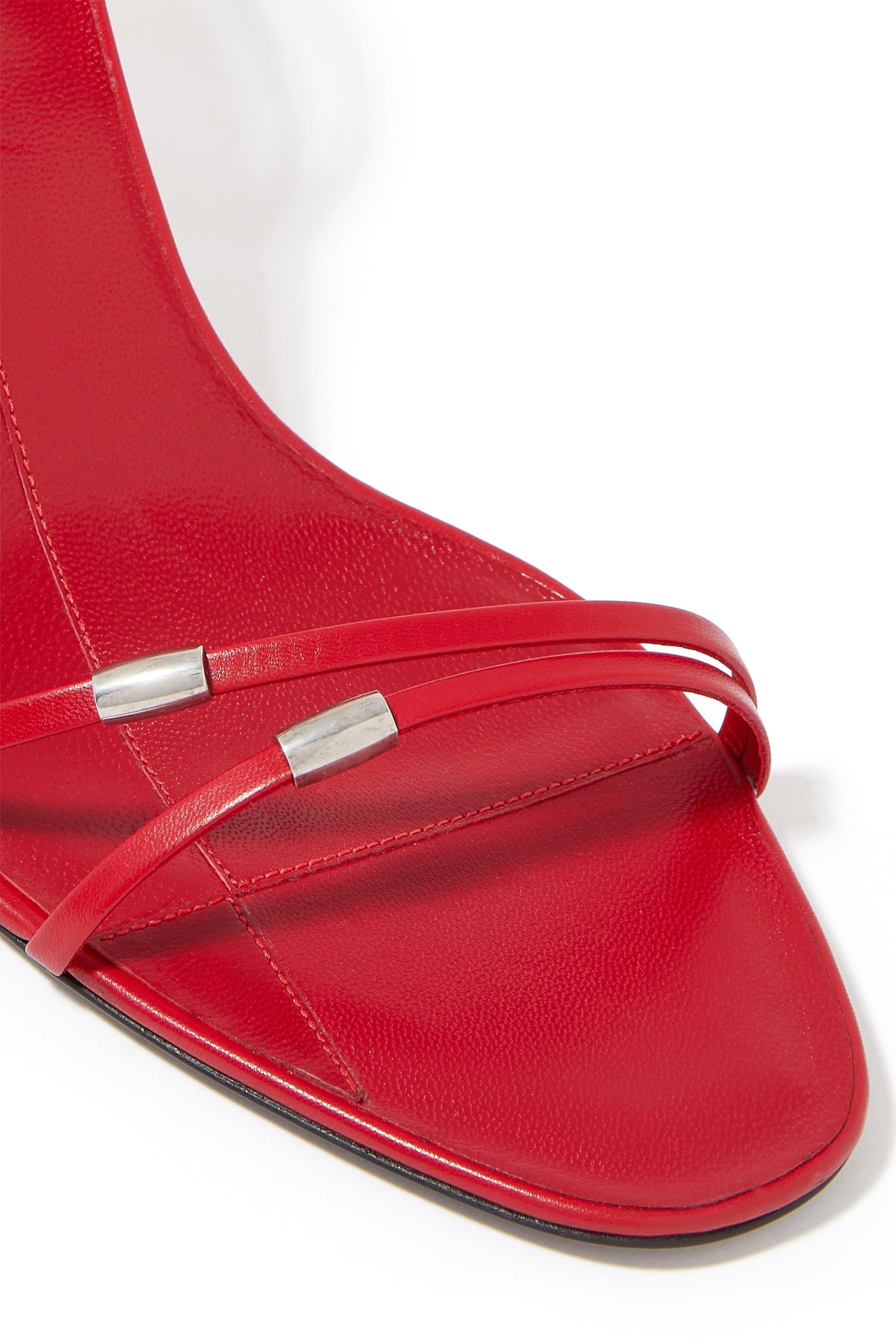 صندل كليو بيجو 90 جلد