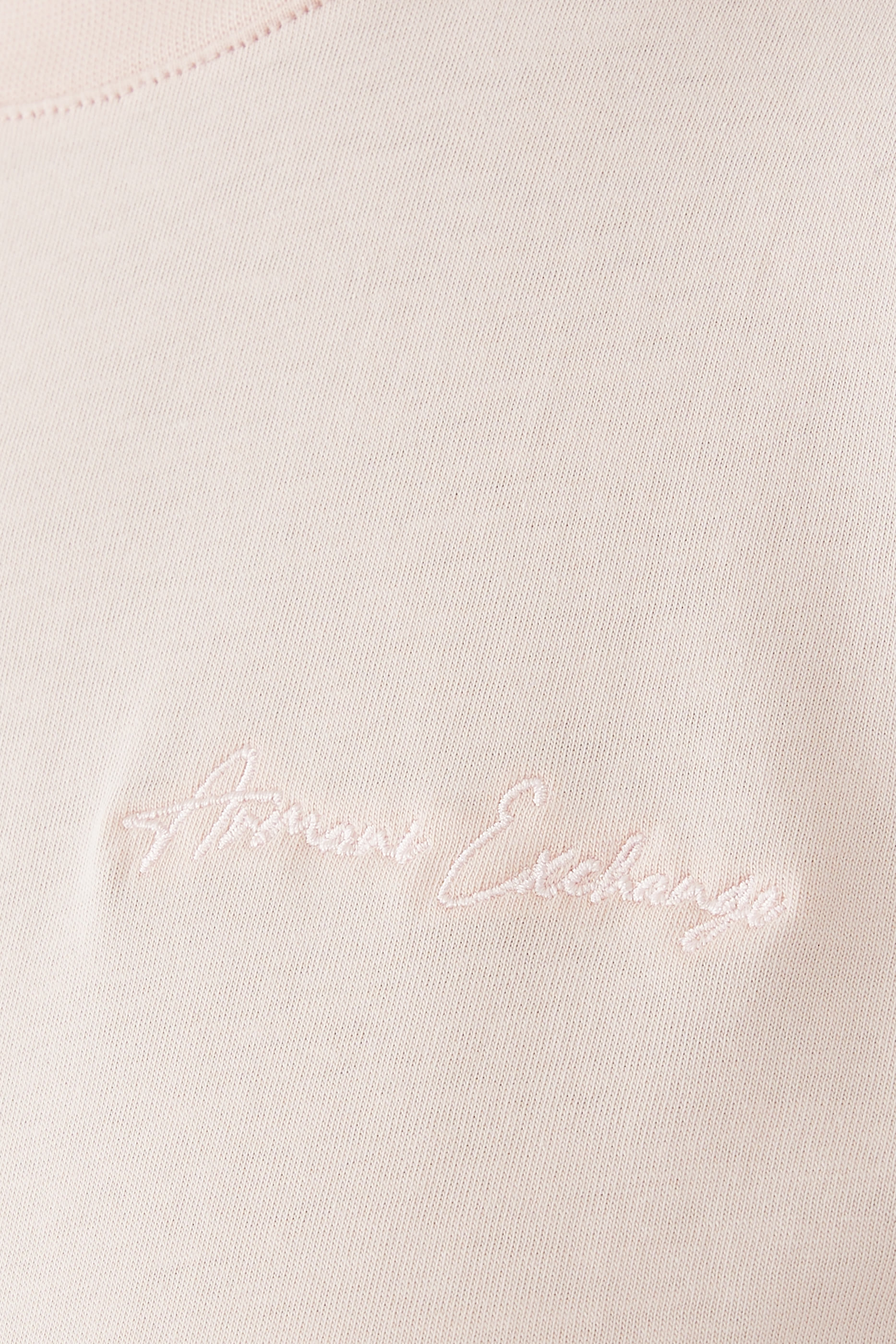 تيشيرت أوفيليا نيويورك بياقة ضيقة