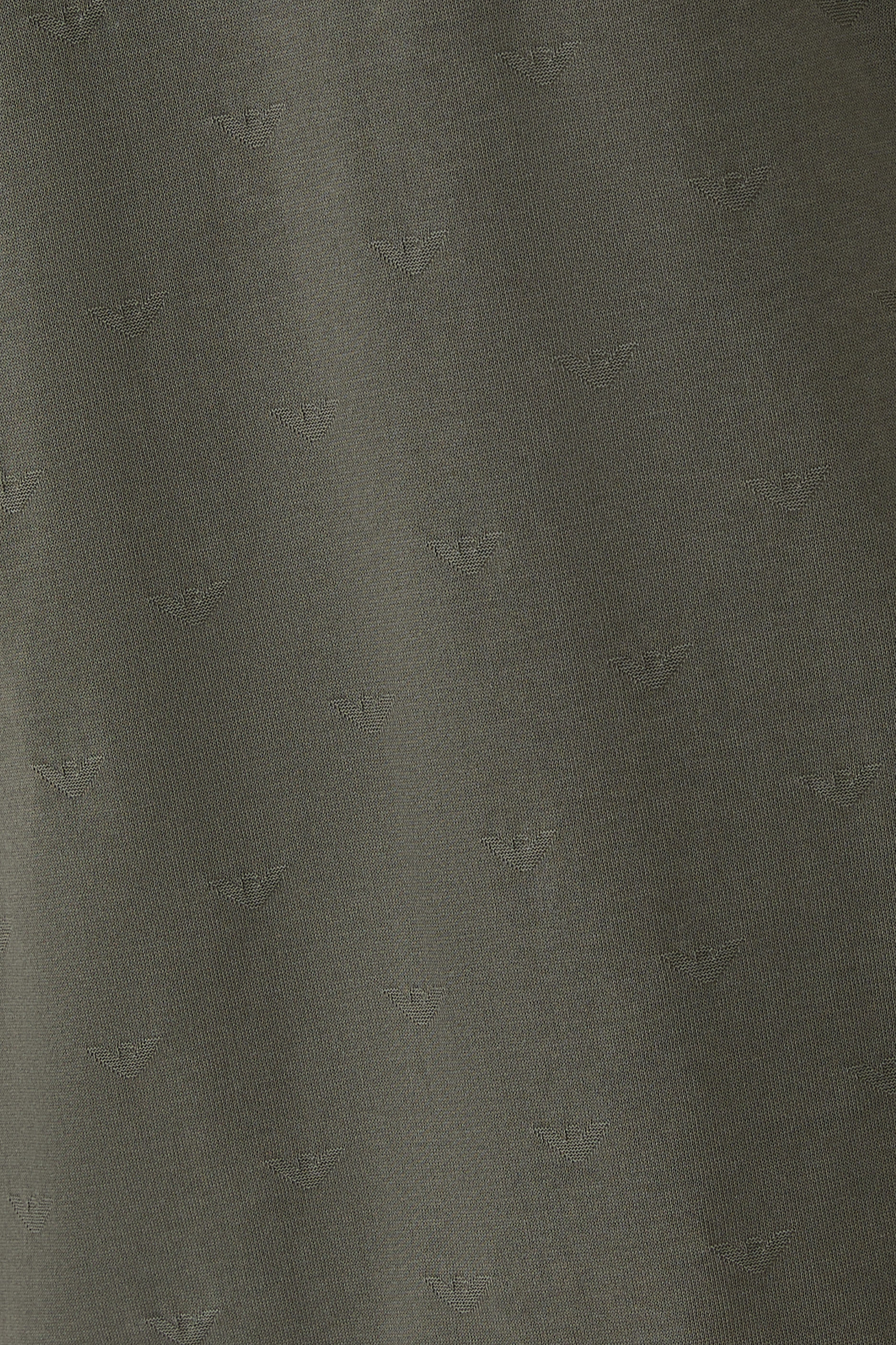 تيشيرت بشعار الماركة