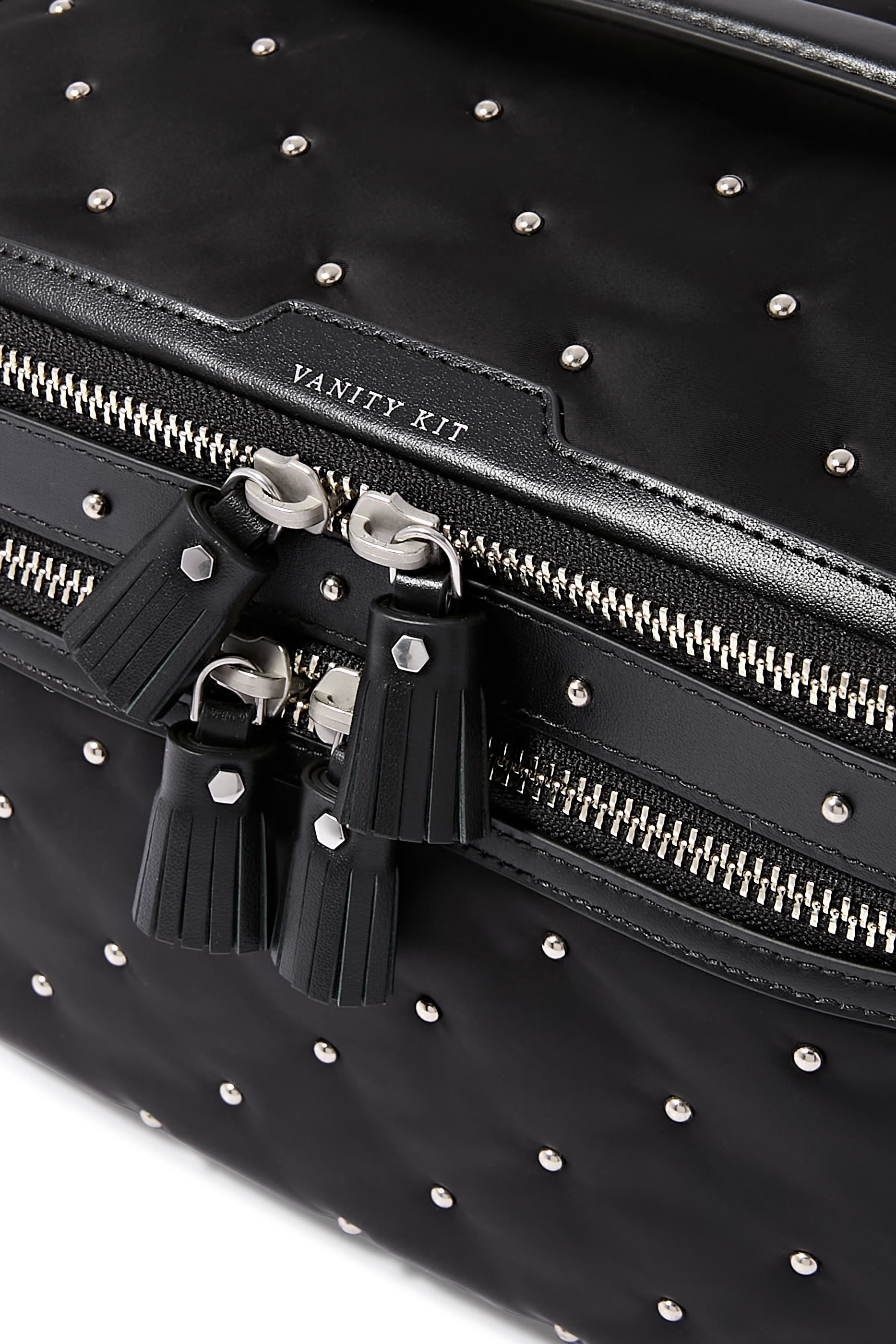 حقيبة مكياج بحلي