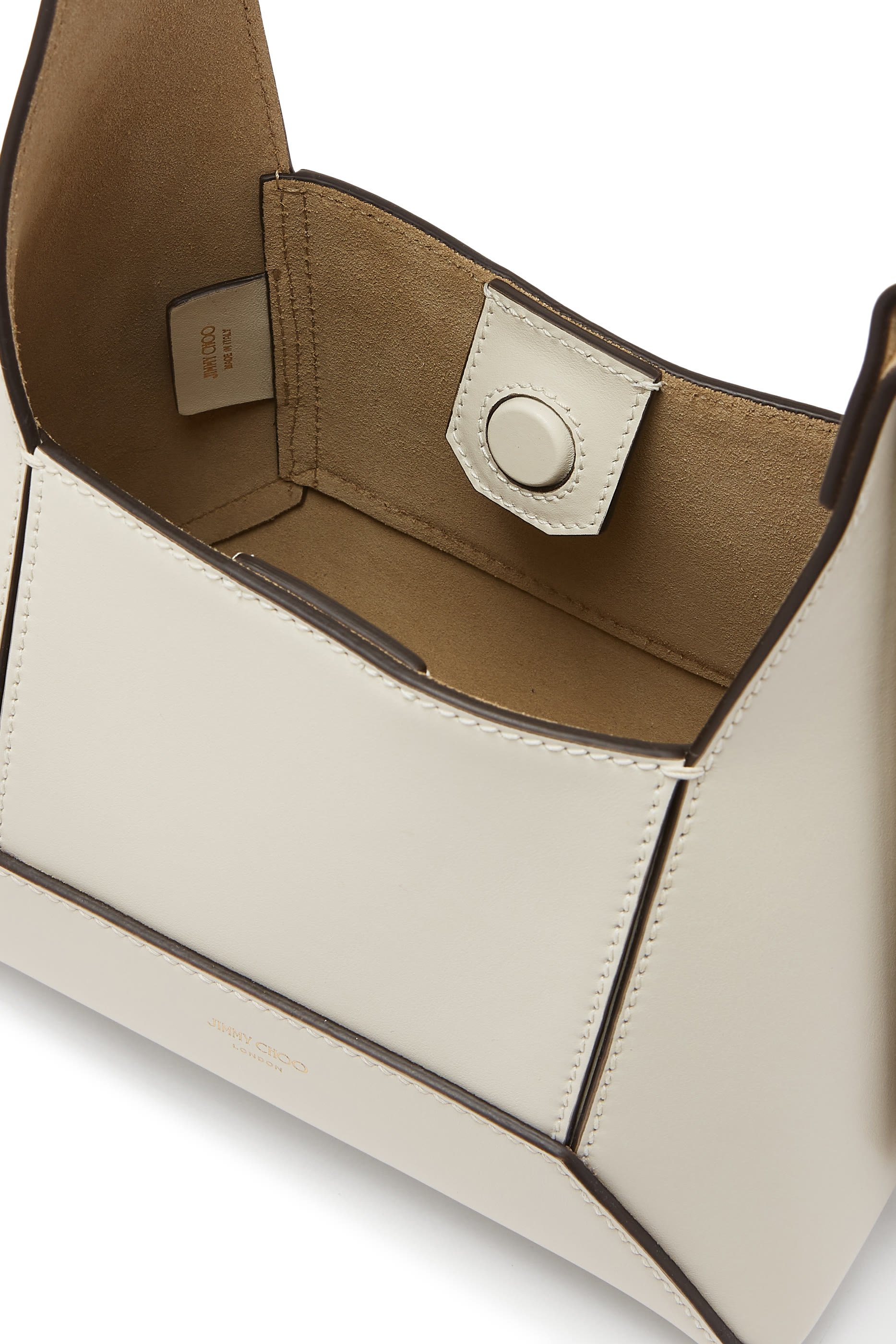 حقيبة هوبو صغيرة بتصميم معين