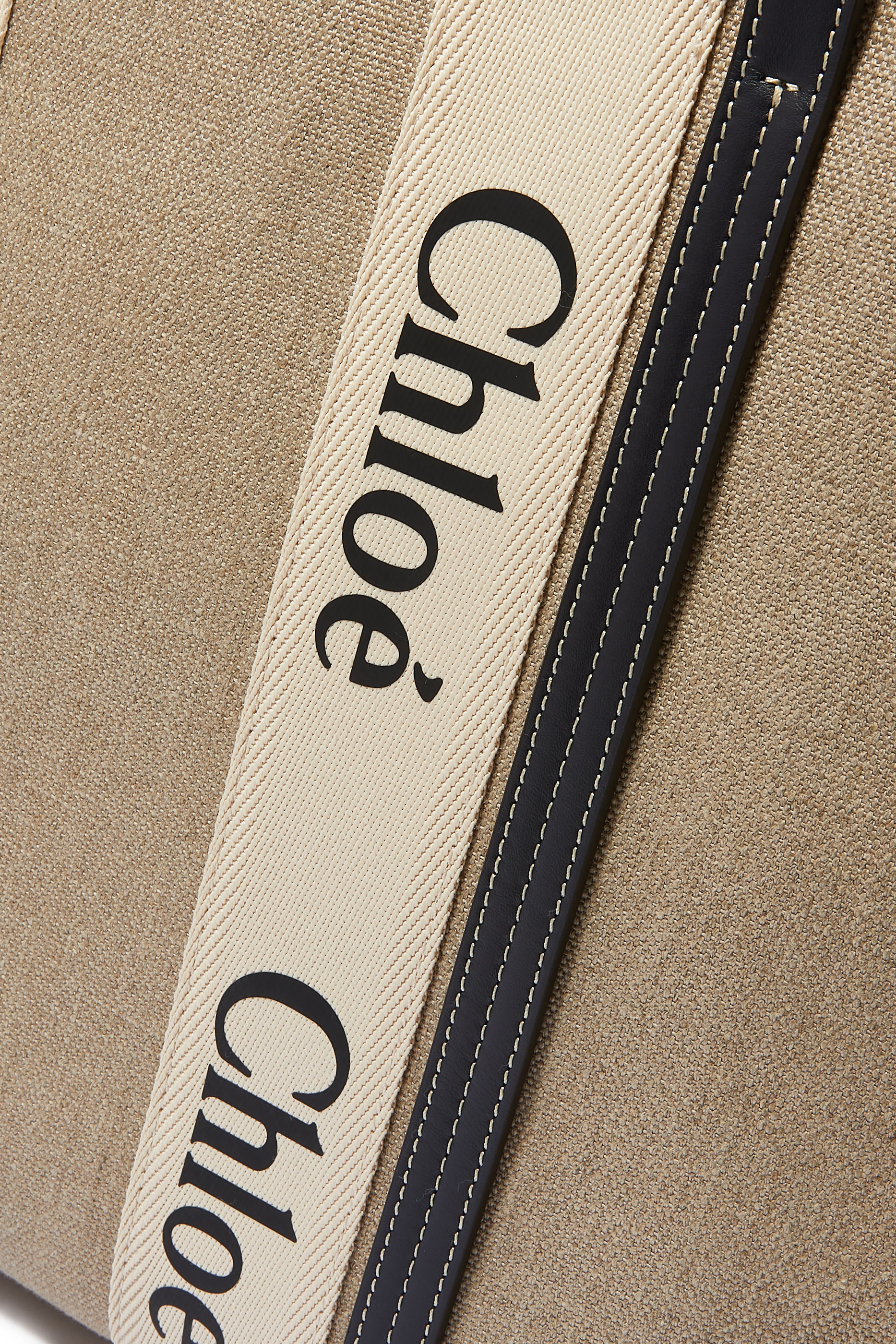 حقيبة يد وودي كبيرة