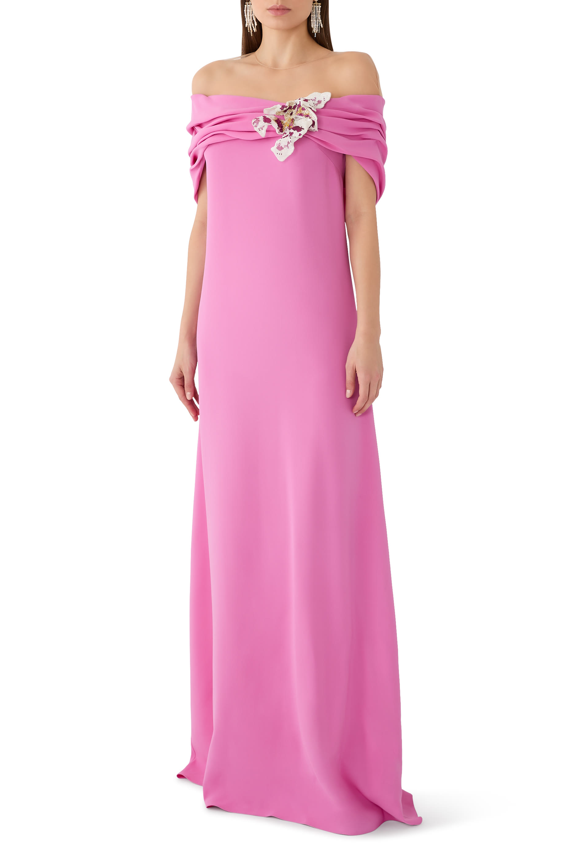 فستان بأكتاف متساقطة ونقشة أوركيد بألوان ماء