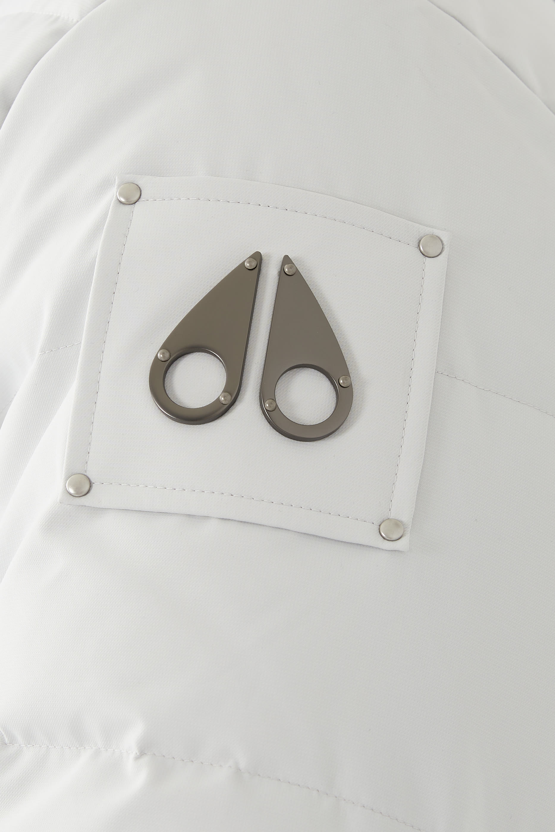 جاكيت بومبر كلاود بتصميم مبطن