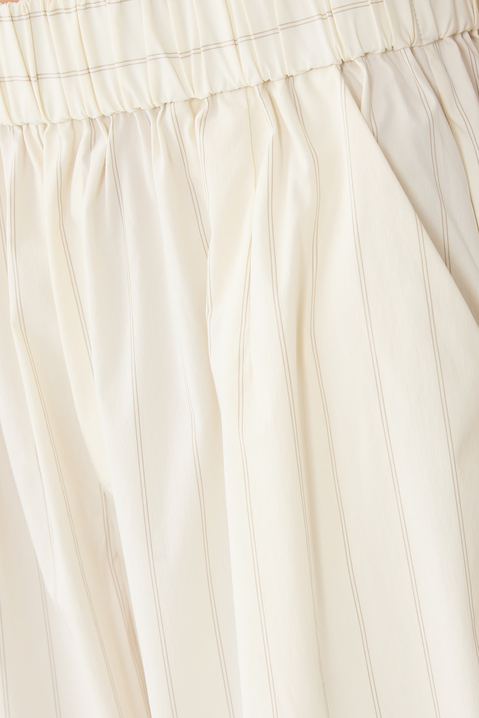 بنطال ايفرداي بقصة مريحة