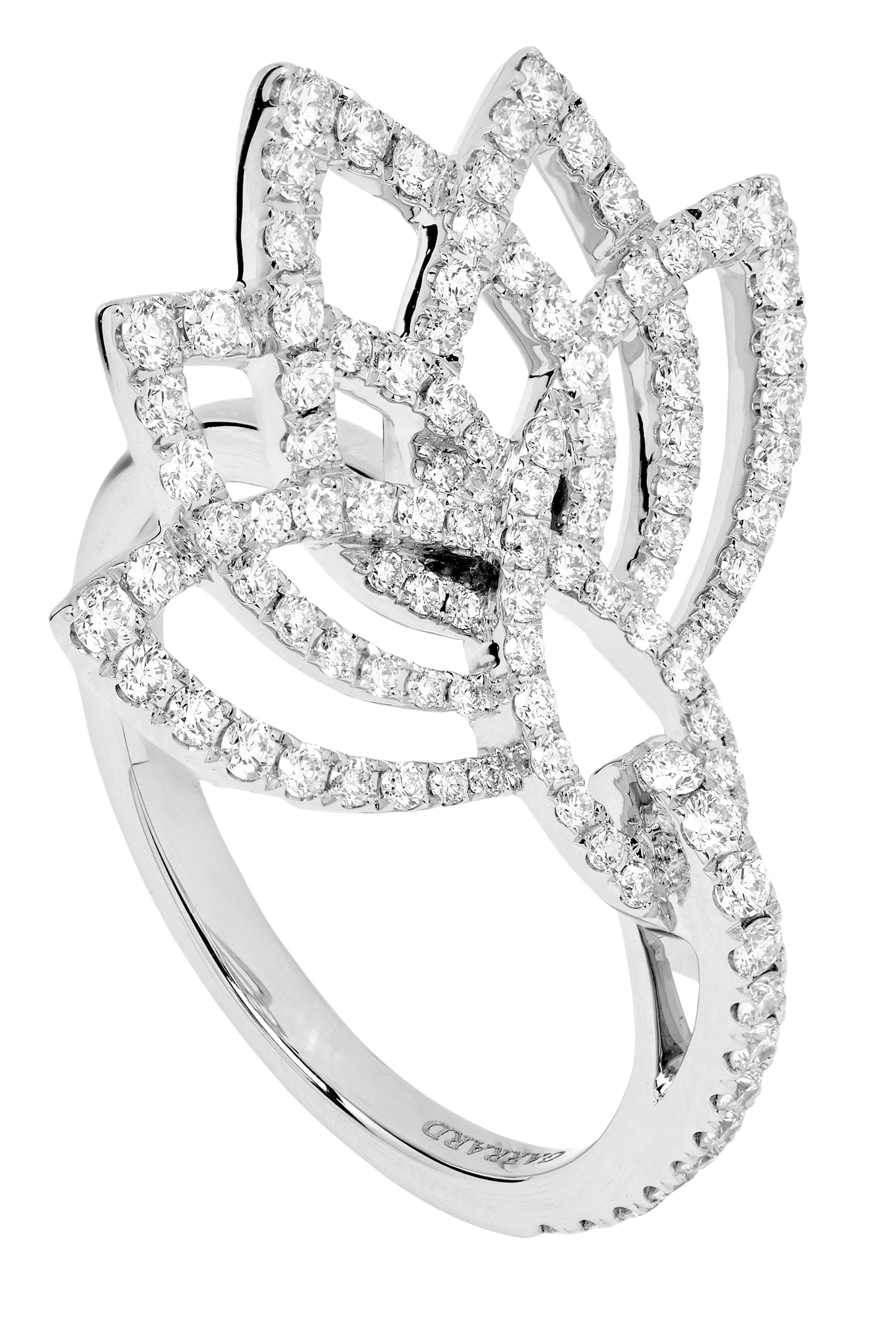 خاتم لوتس بلوزوم مرصع بالماس الأبيض، ذهب أبيض عيار 18