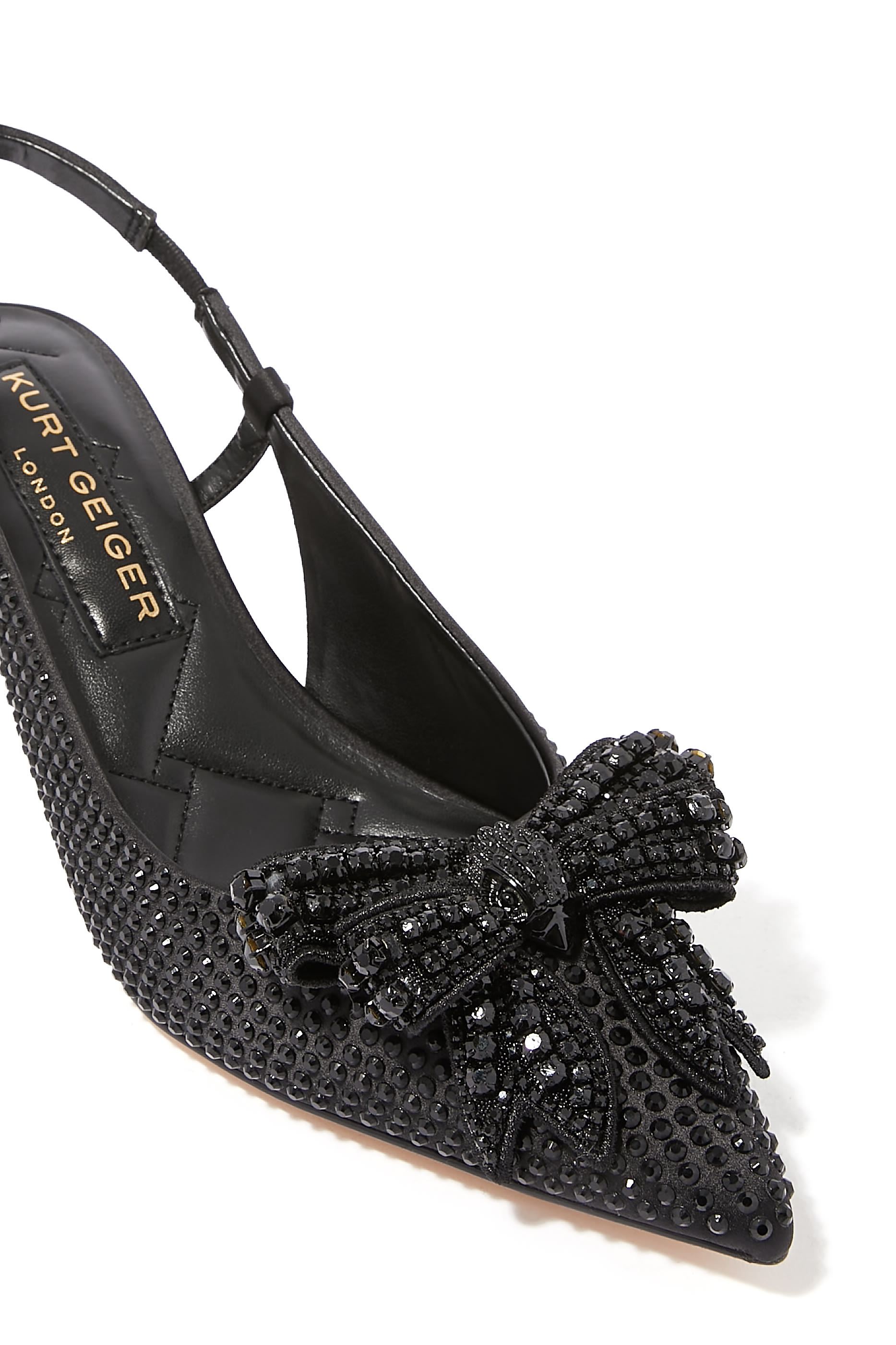 حذاء كلاسيك بلجرافيا 65 بسير خلفي وفيونكة