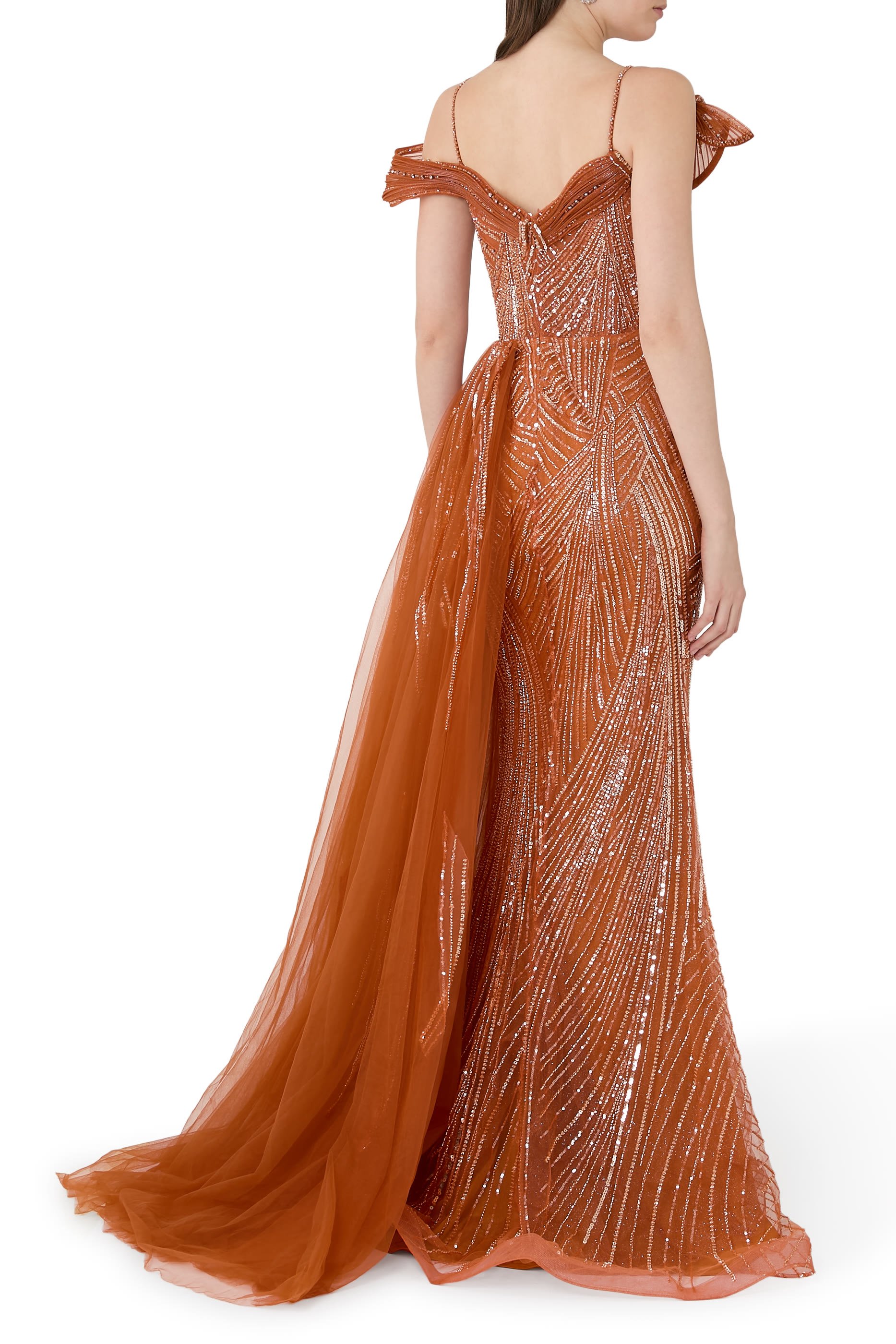 فستان سهرة بأكتاف مكشوفة وخرز