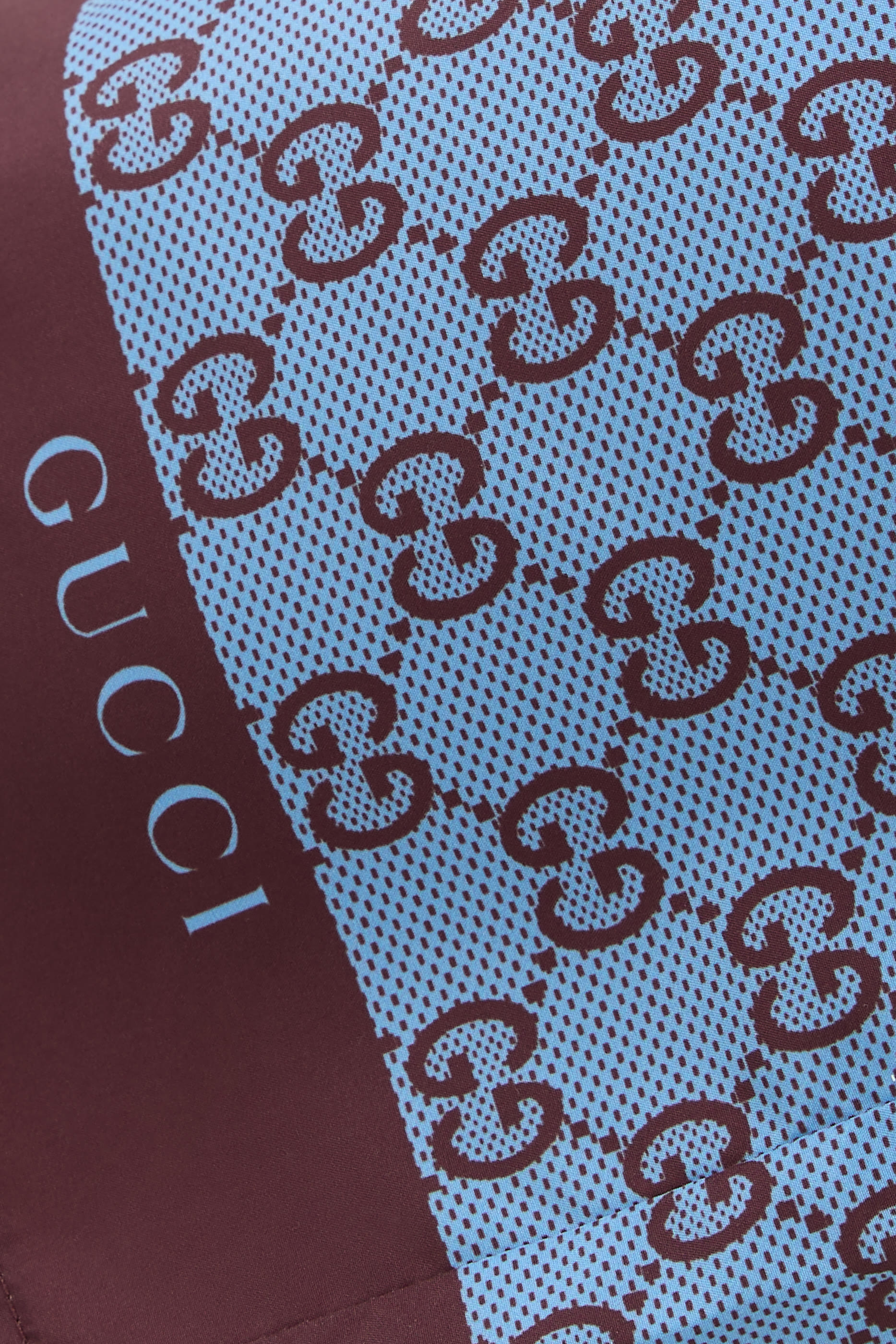 شورت سباحة بطبعات قماش بوبلين معالج