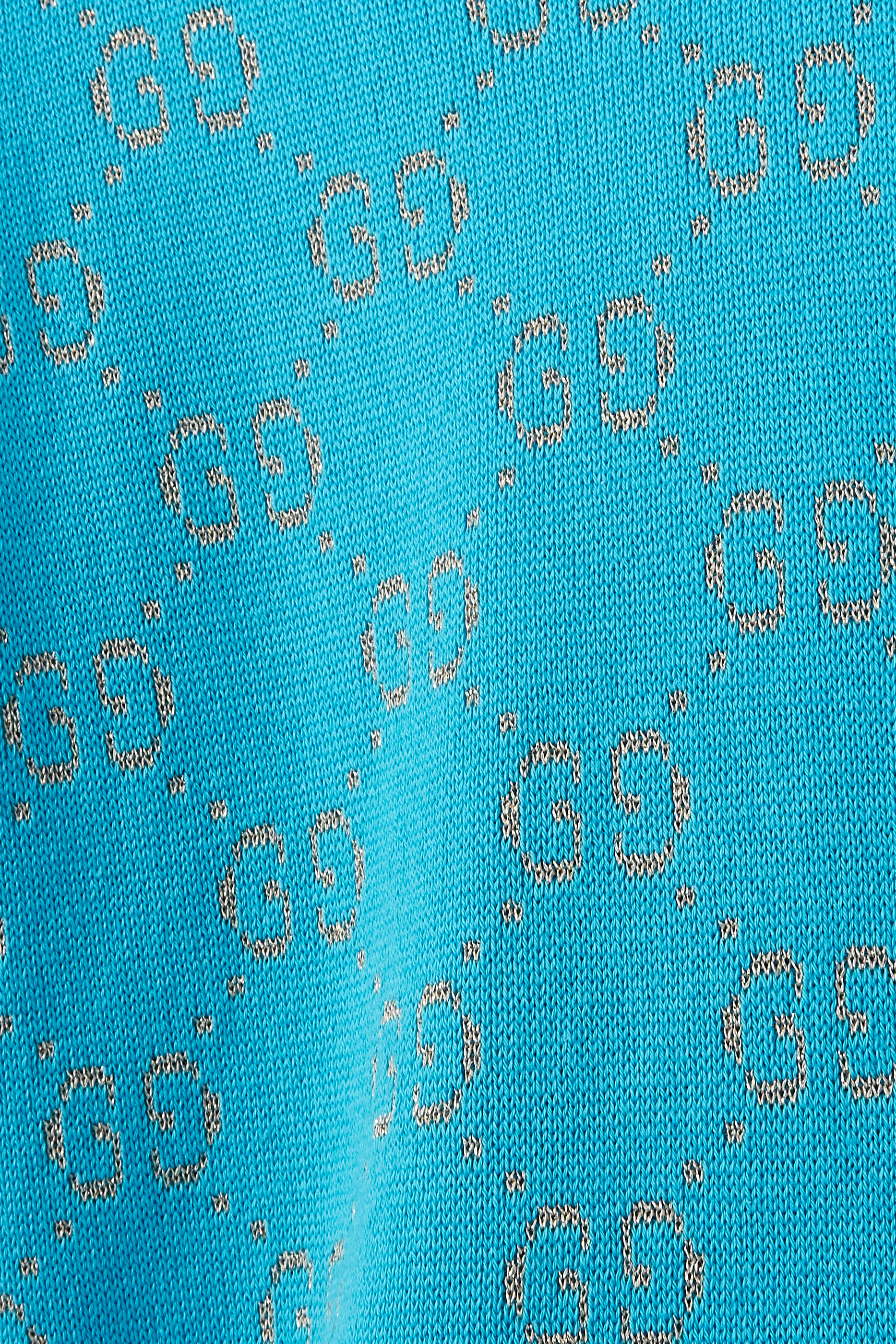 سترة لامعة بشعار حرفي GG