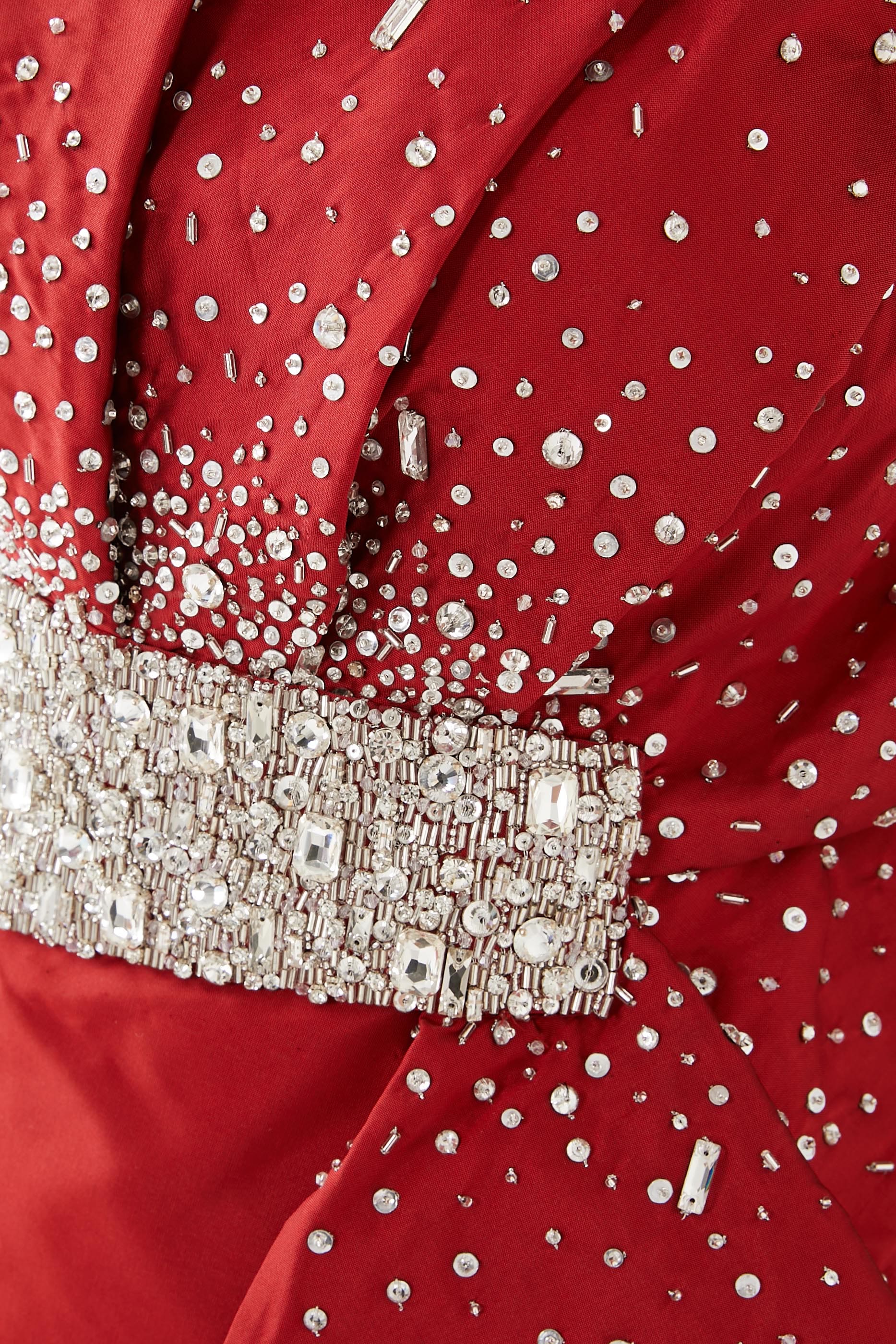 فستان سهرة ستاربست مرصع