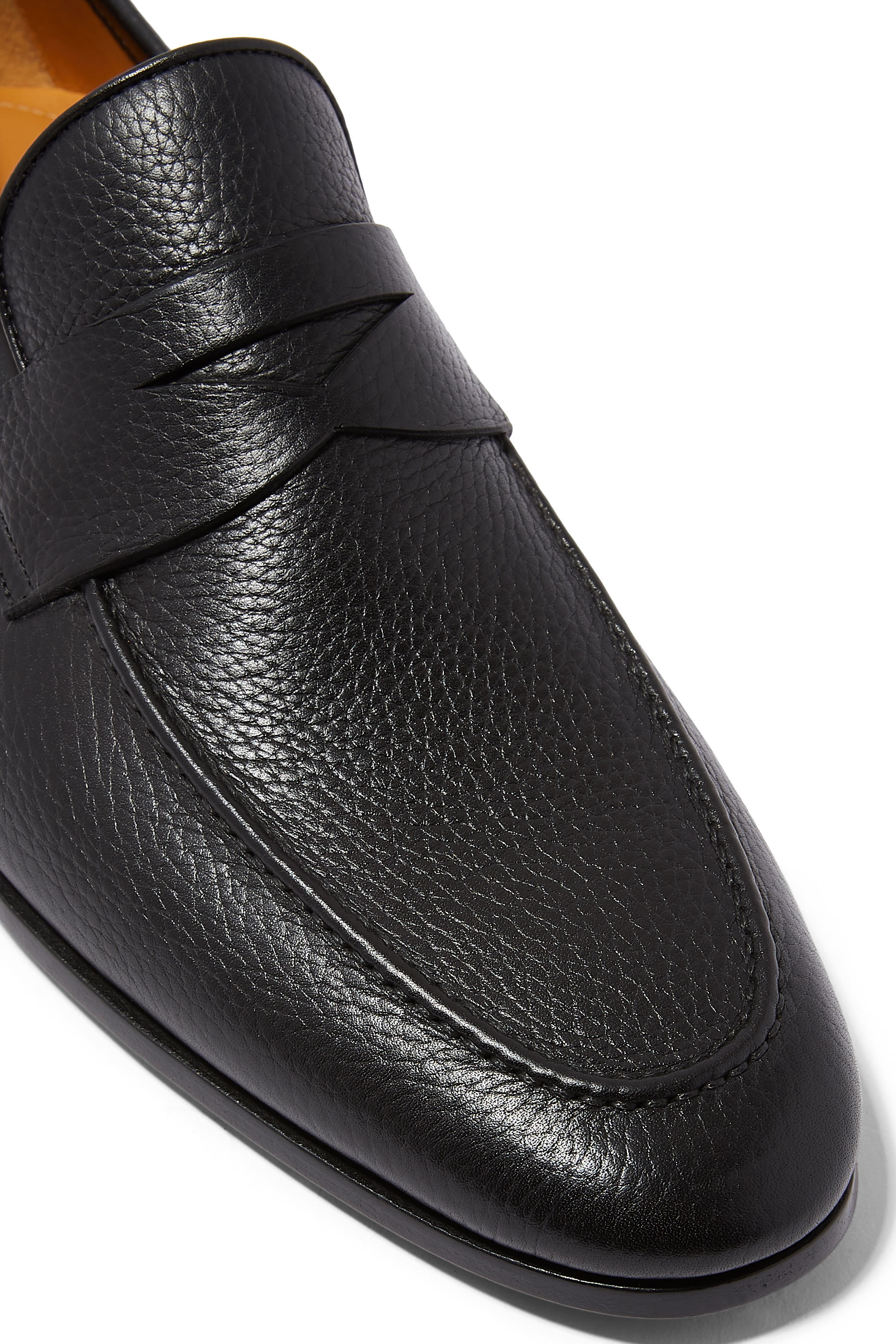 حذاء جلد سهل الارتداء بسير بيني