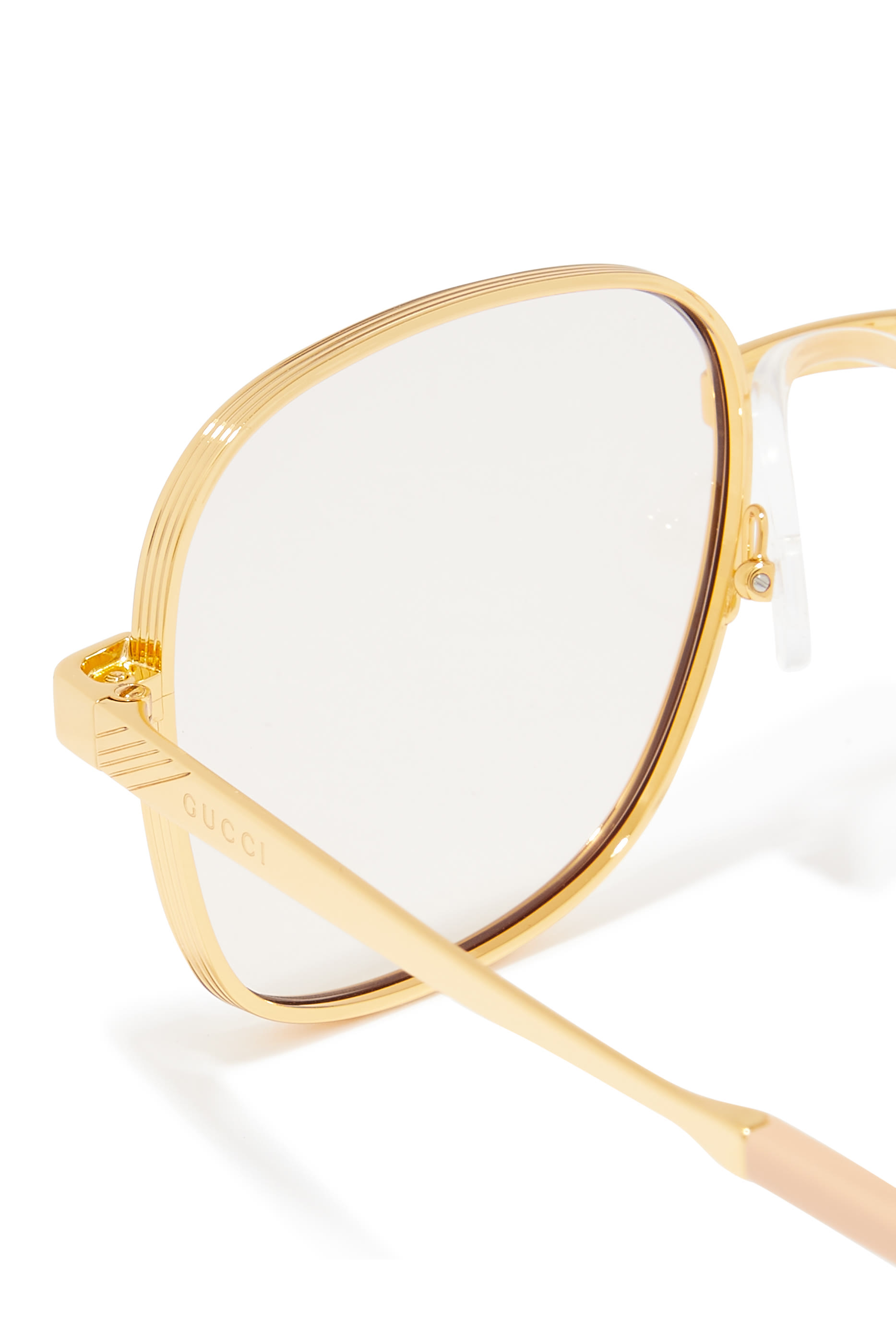 نظارة شمسية بإطار دائري