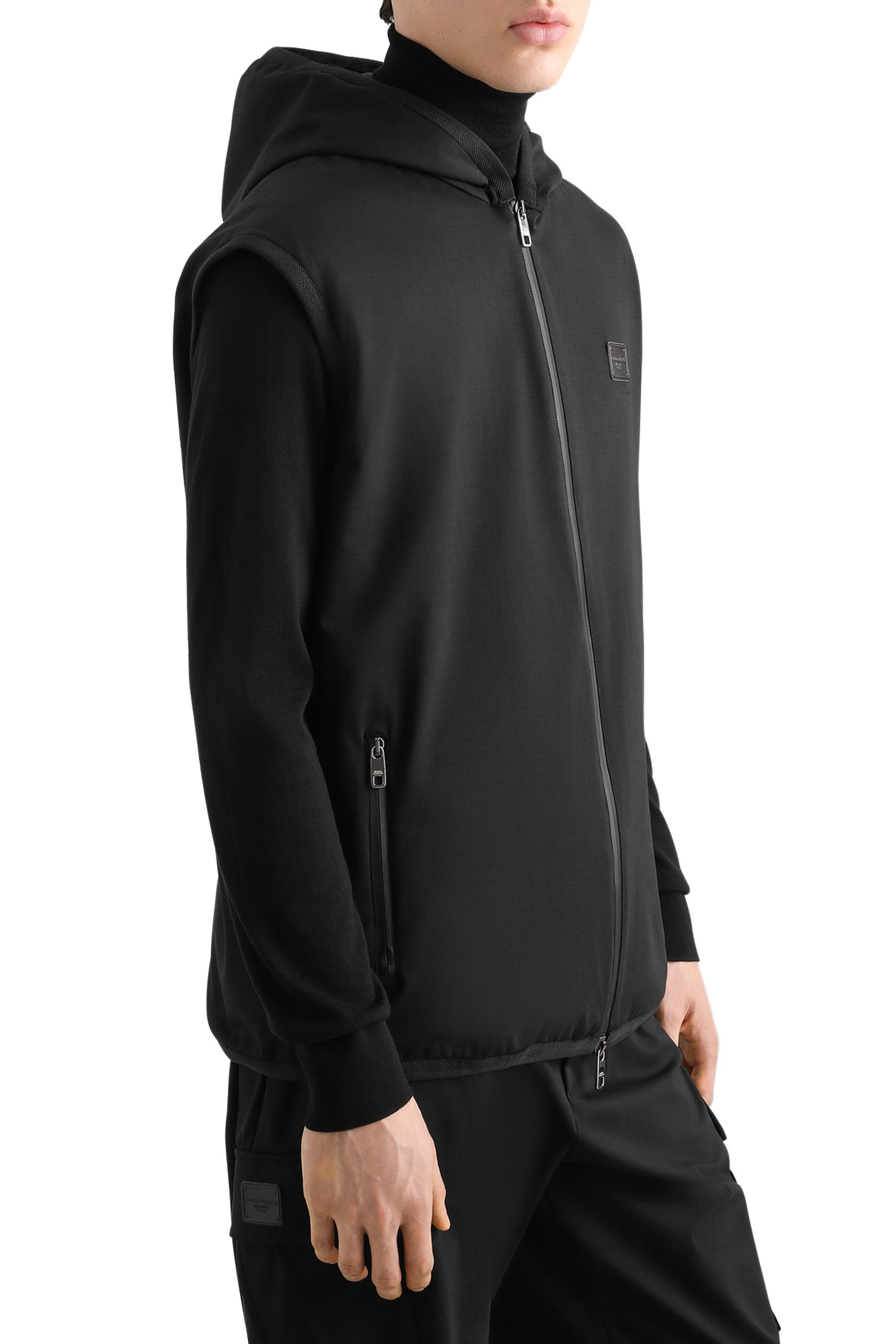 فيست بغطاء رأس قماش تقني