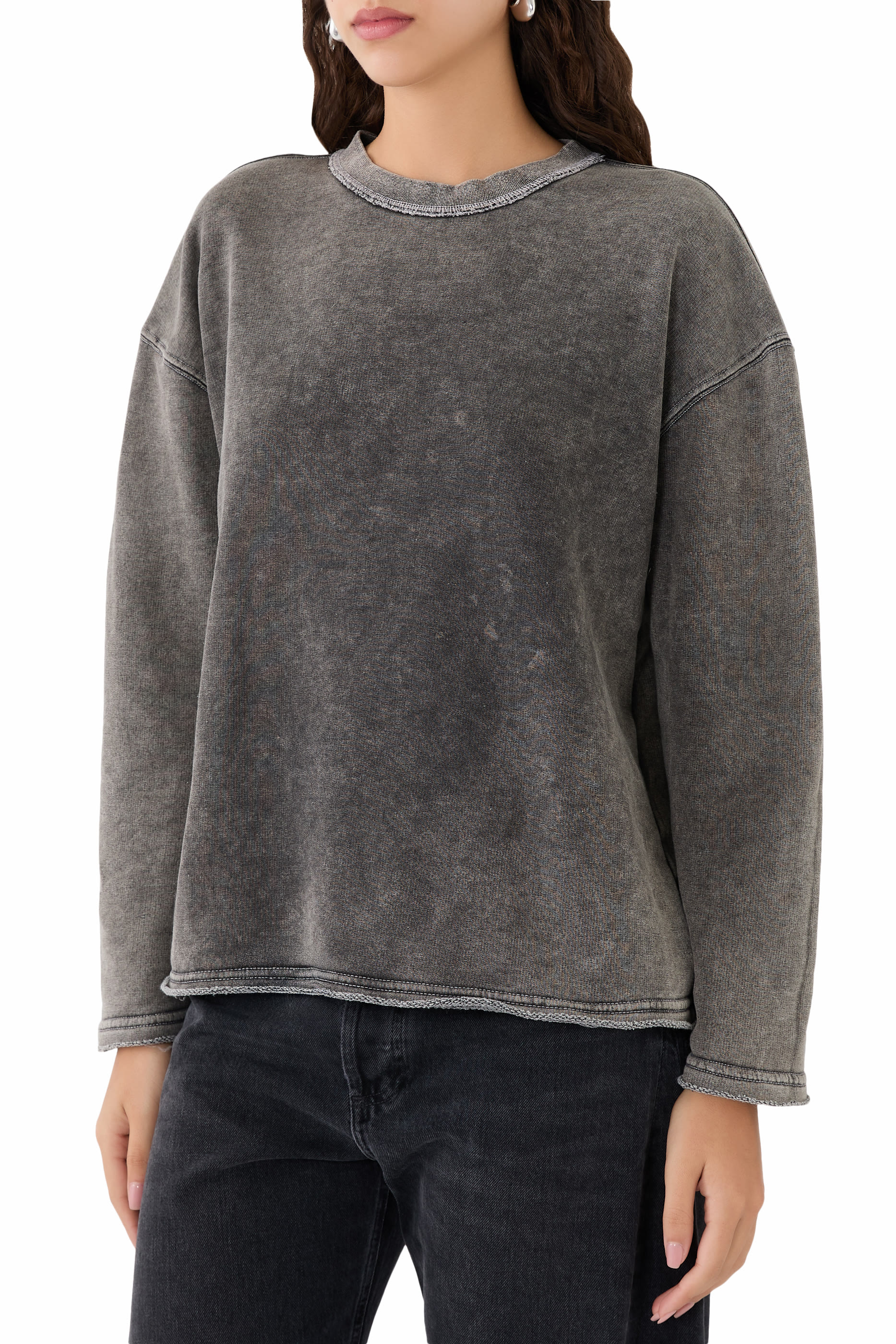 كنزة بأكمام طويلة