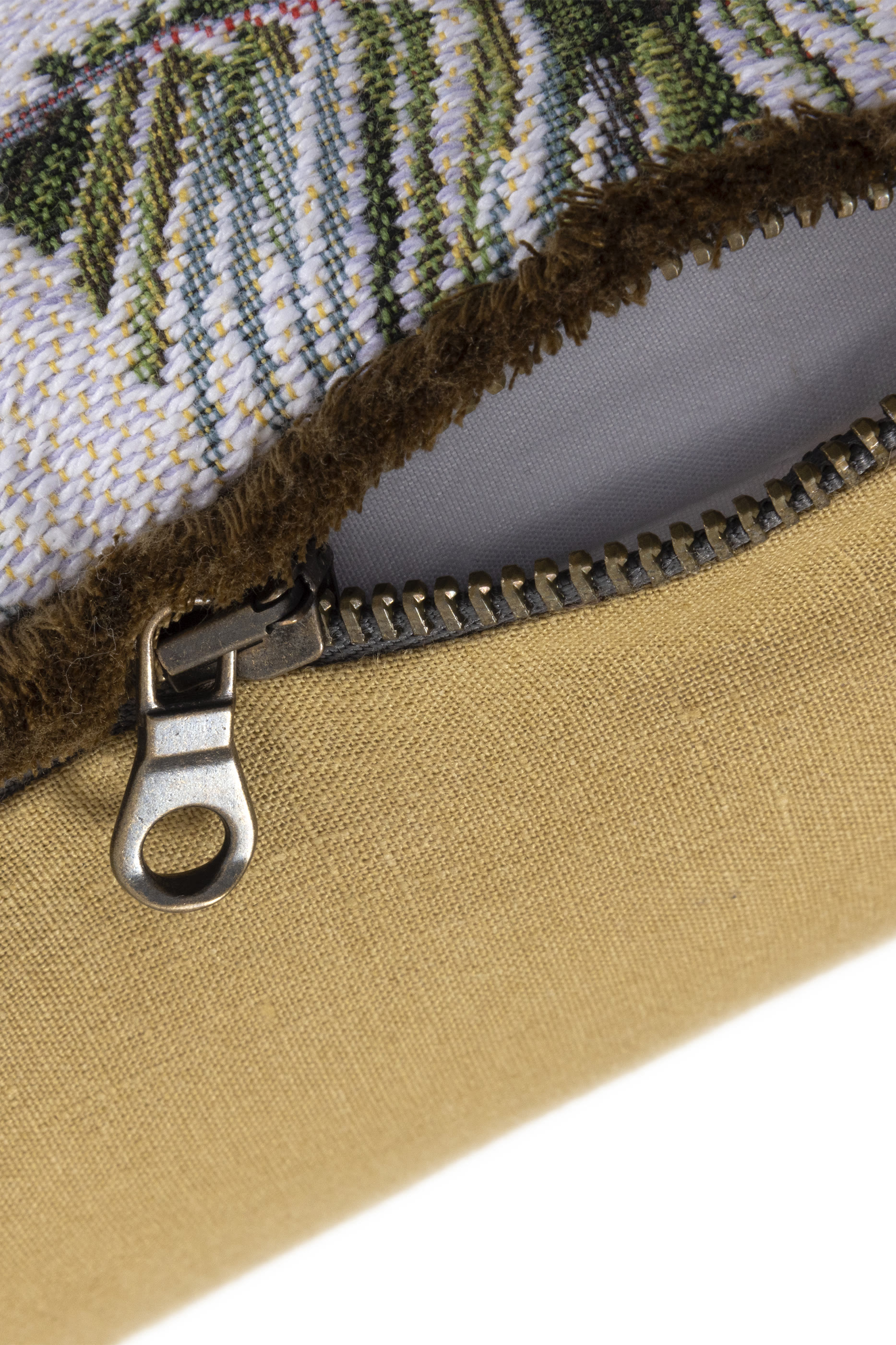 وسادة هانيبال كاولين