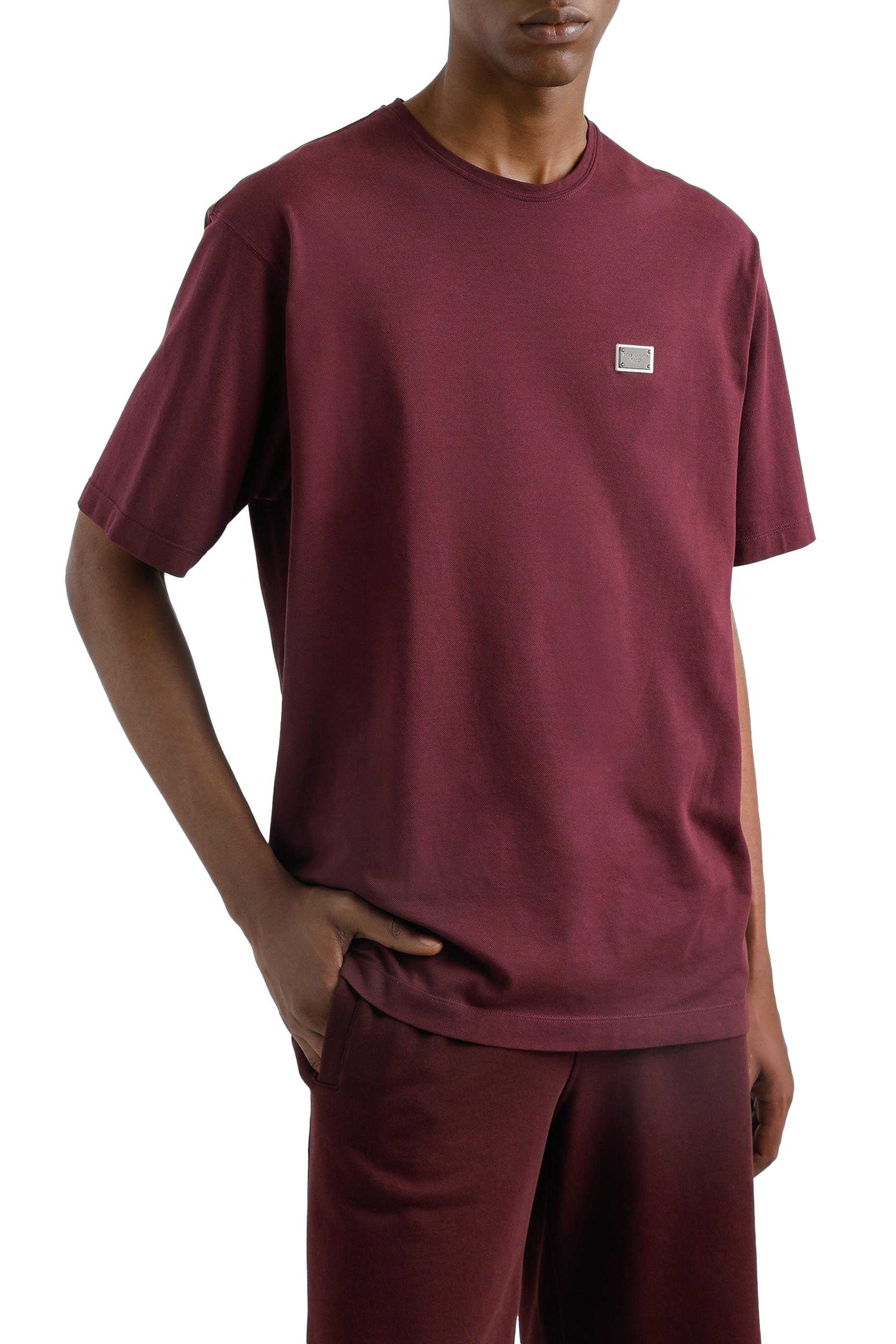 تيشيرت برقعة بشعار الماركة قطن