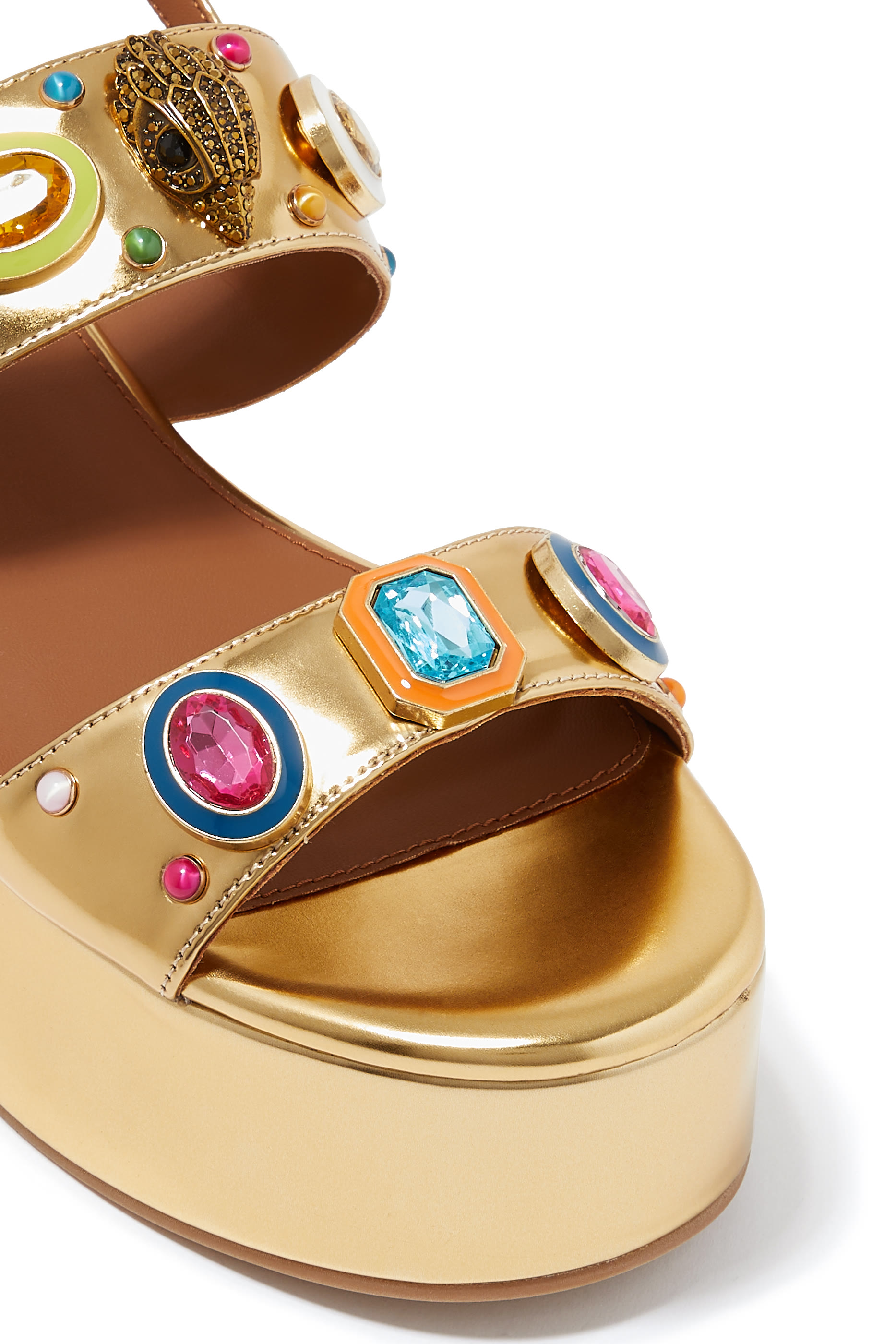 صندل 75 بنعل سميك وأحجار كريمة متعددة الألوان