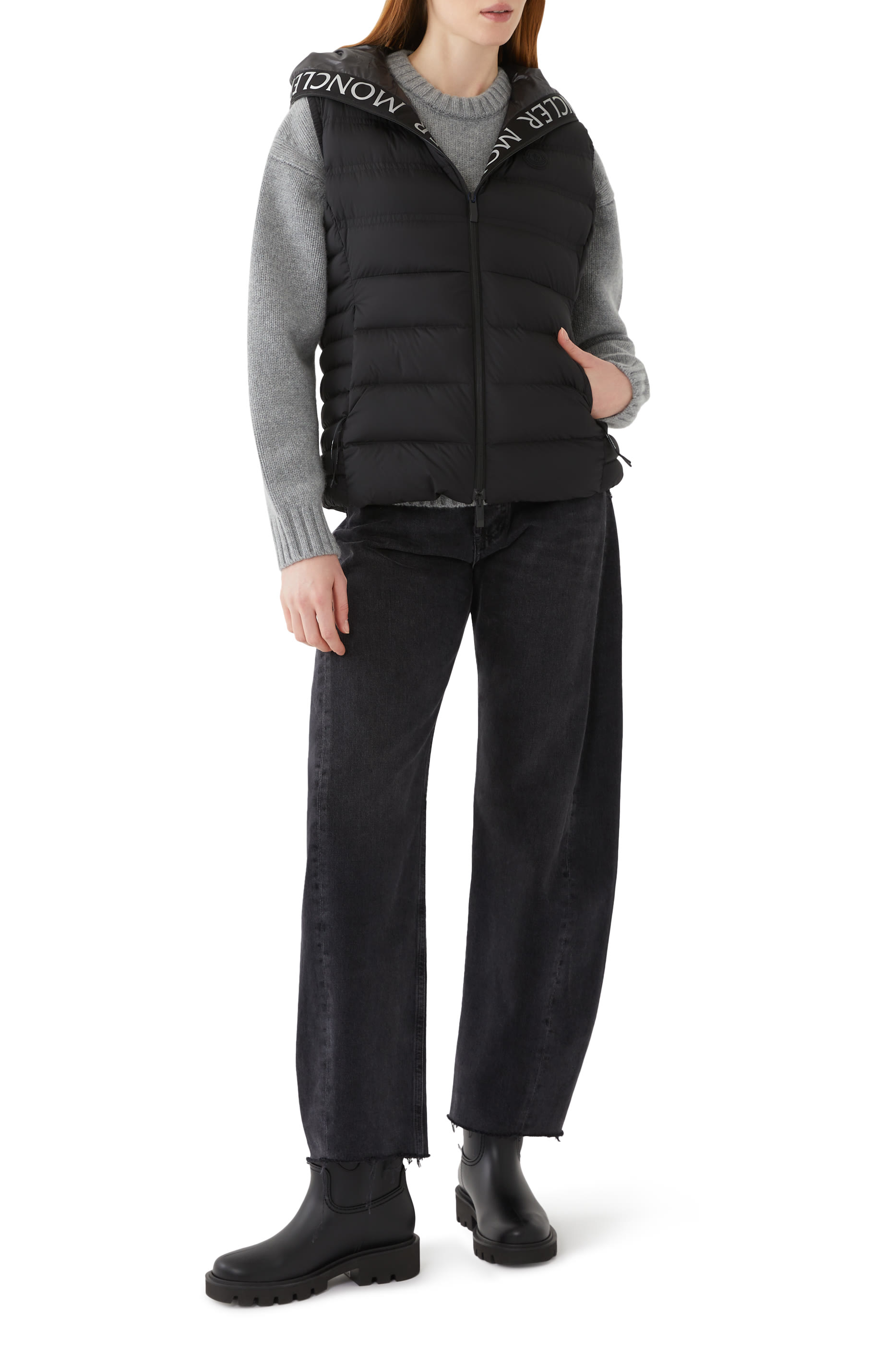 فيست أليتيرس بغطاء رأس مبطن بزغب