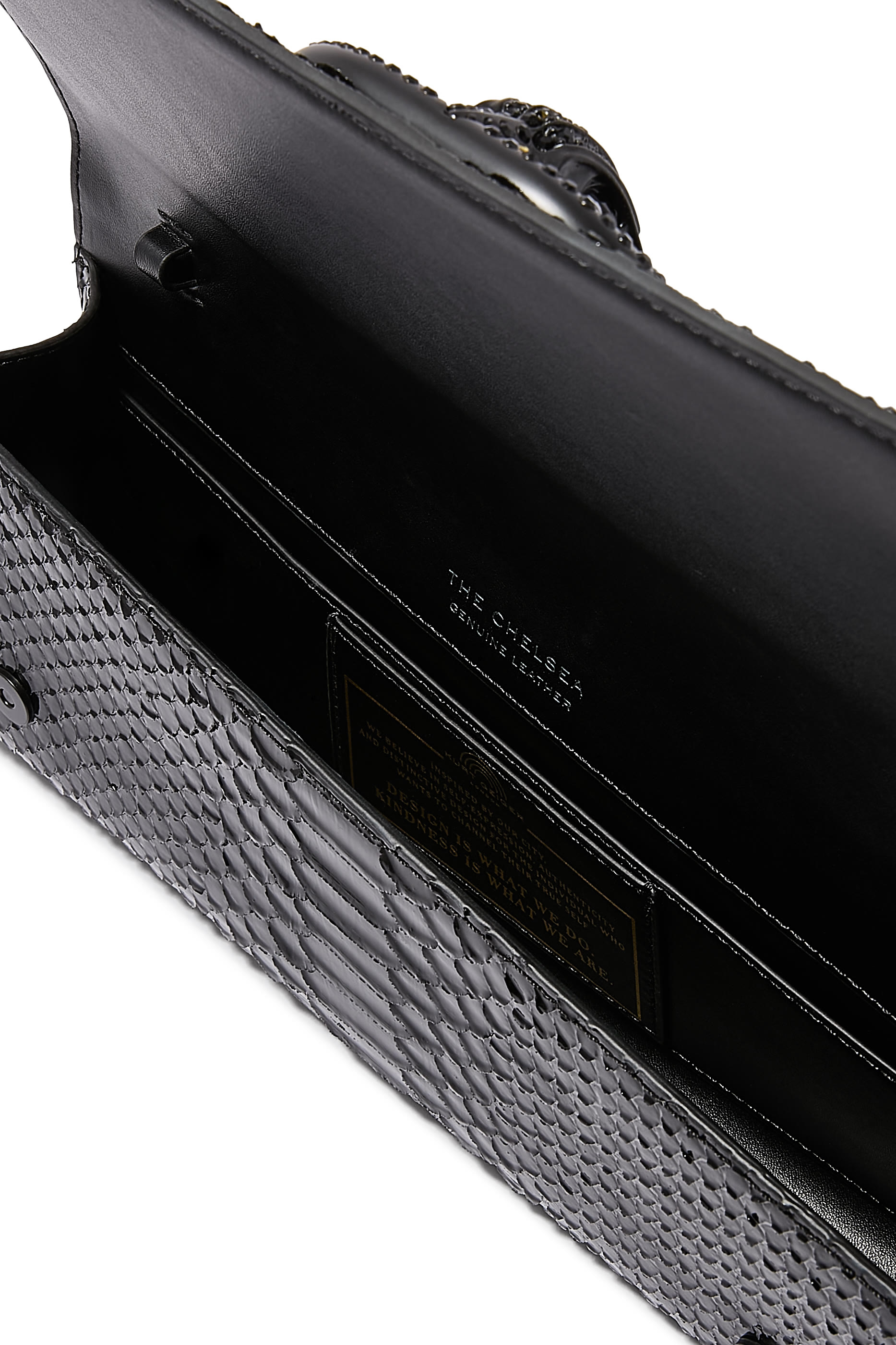 كلاتش تشيلسي بتصميم مستطيل