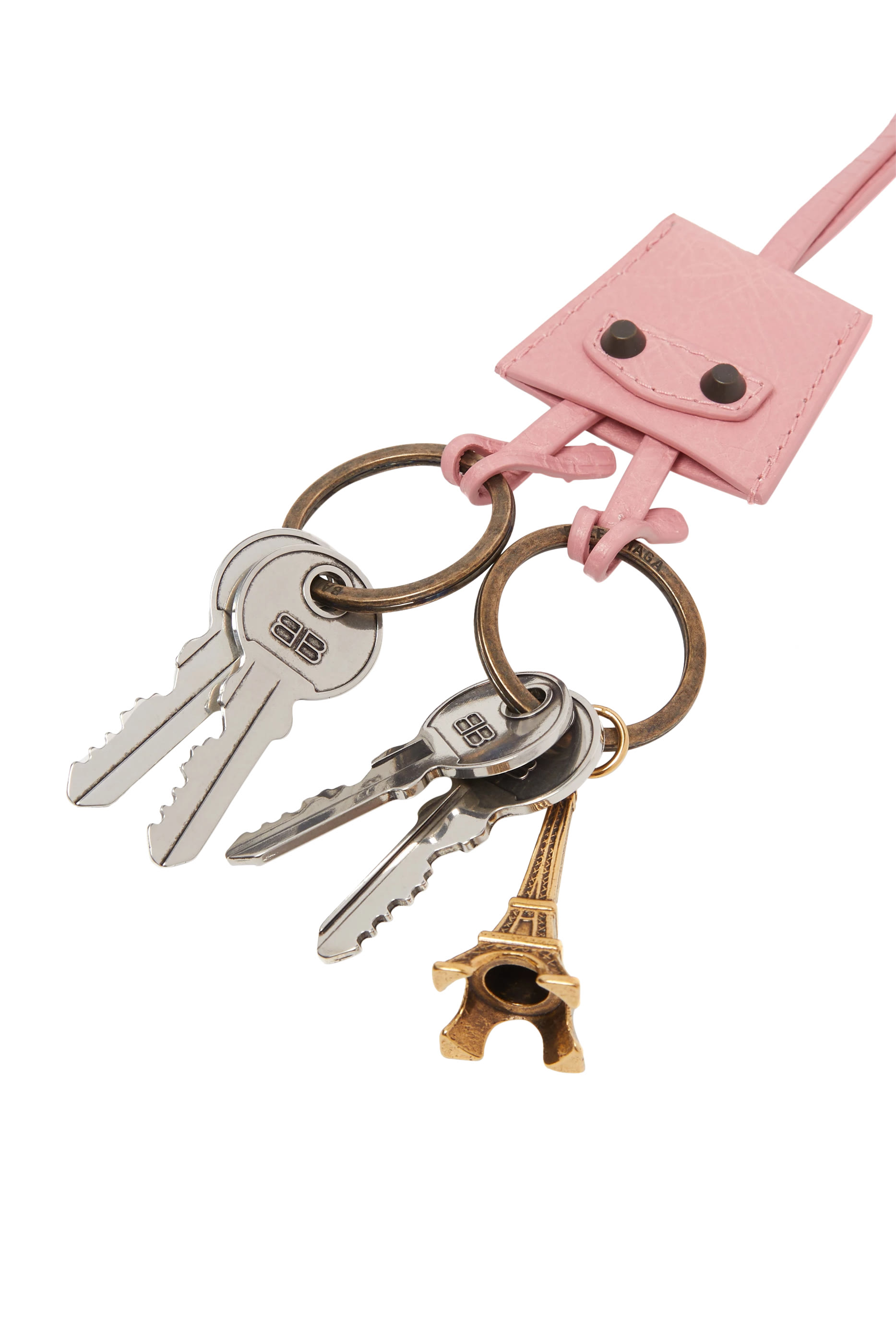 حلية لو سيتي بتصميم برج إيفل