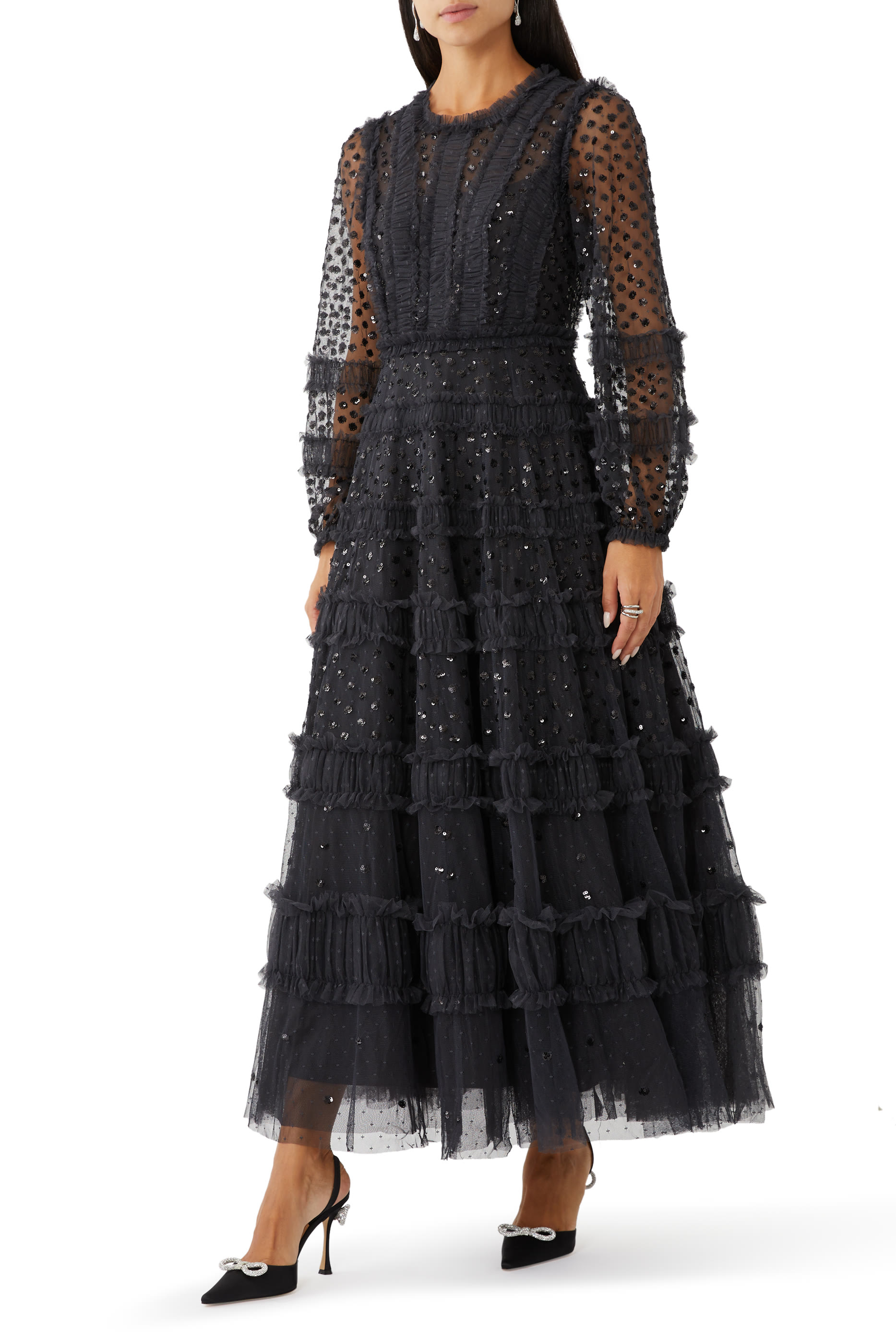 فستان سهرة بطول الكاحل ونقشة منقطة لامعة