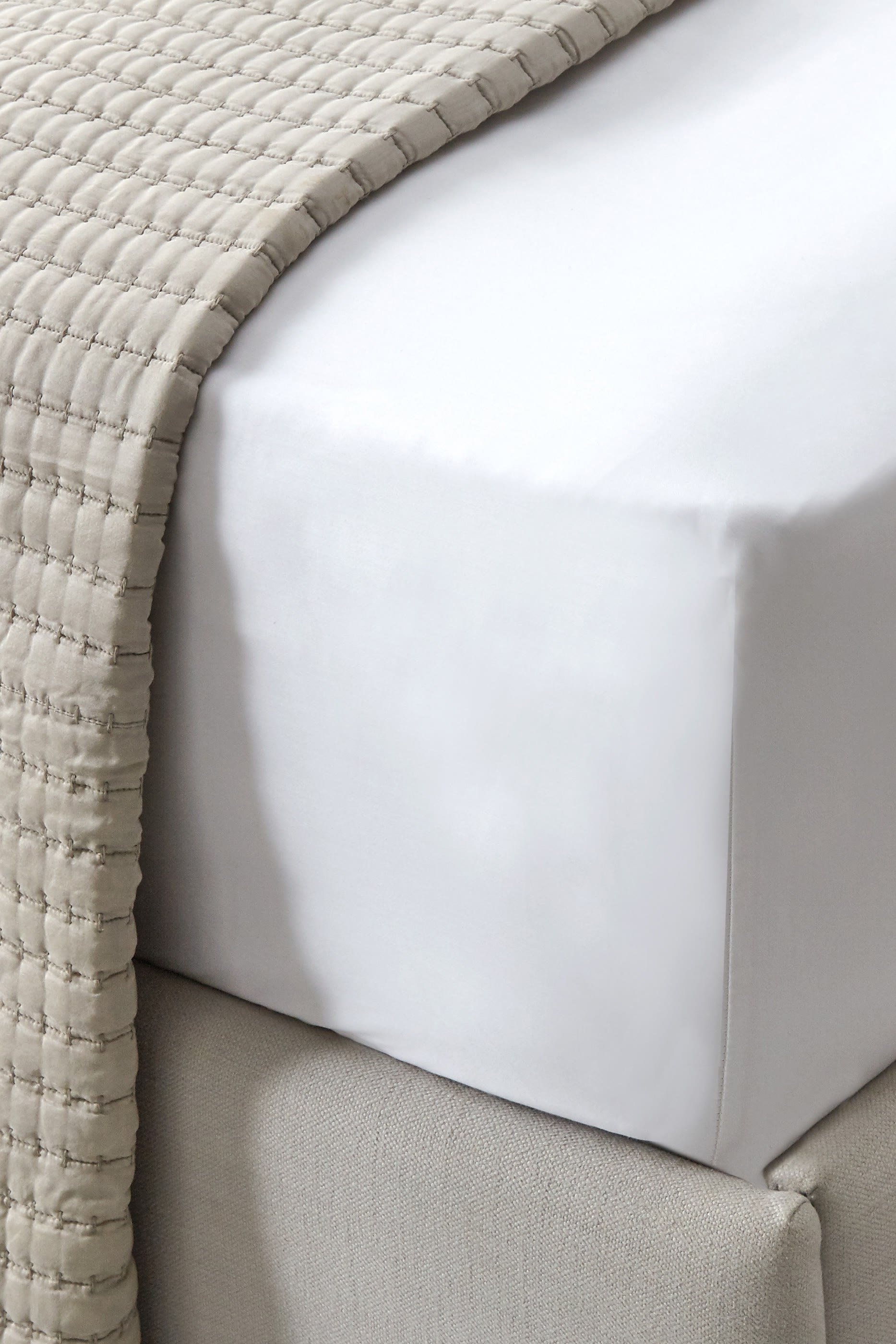 شرشف كونوت بحواف مطاطية