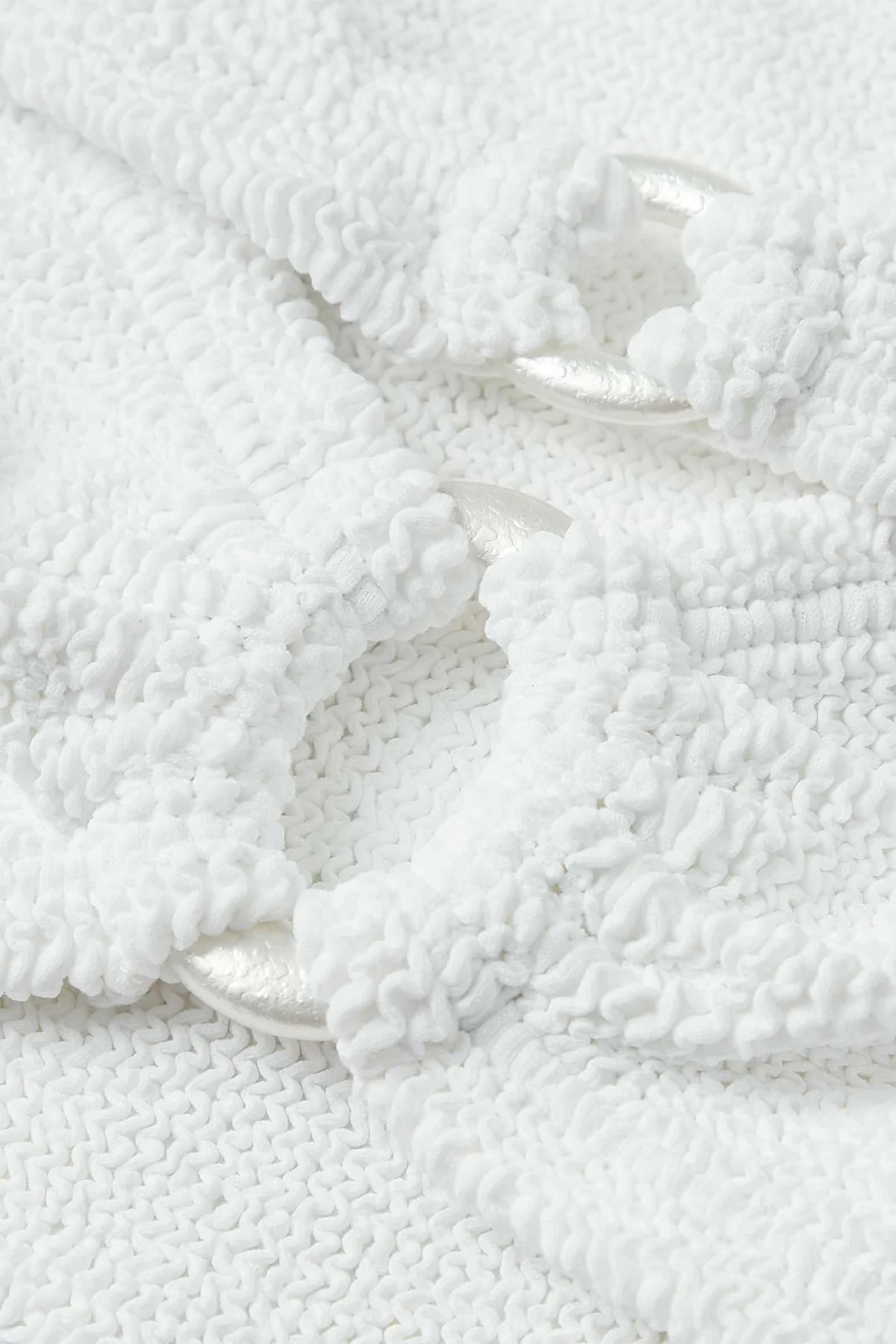 بيكيني ميستي مزين بحلقة لؤلؤية  