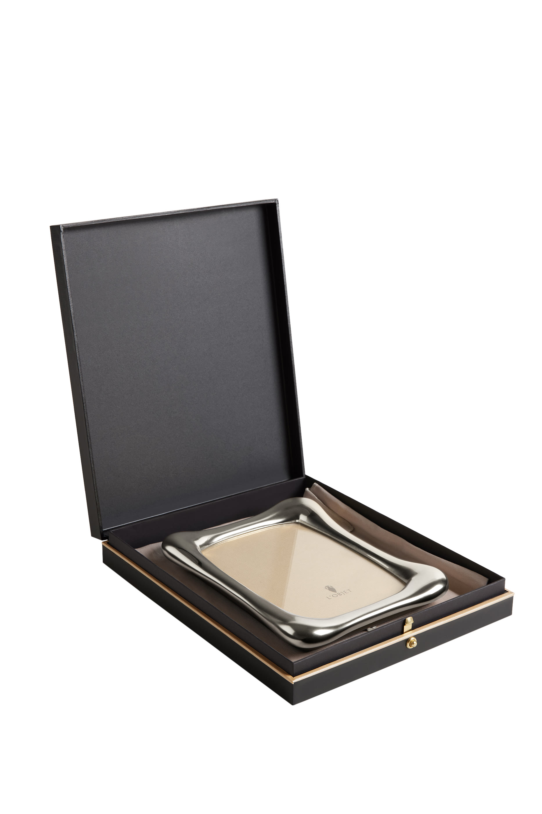 إطار أنتون صغير