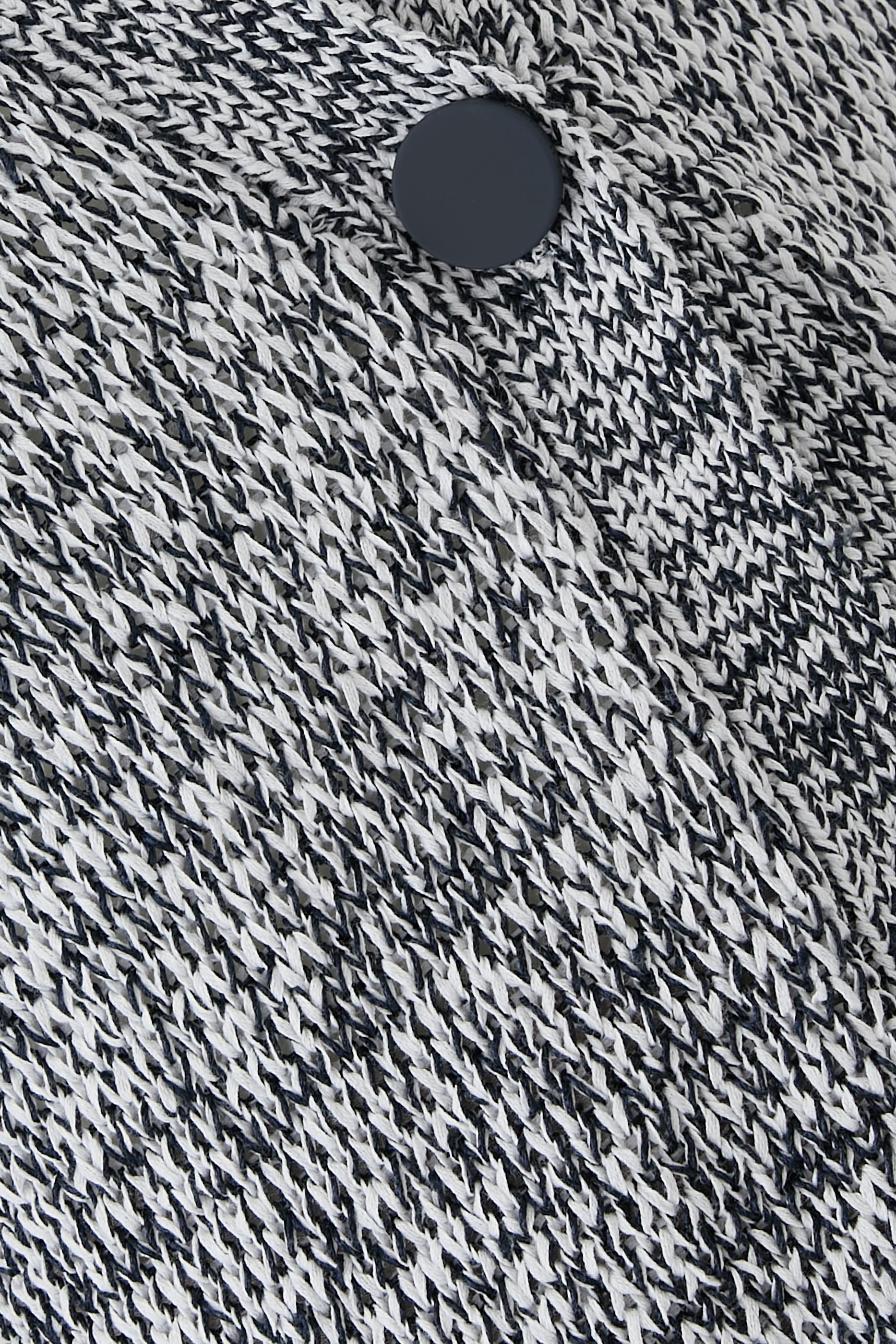 كارديجان منسوج بياقة V