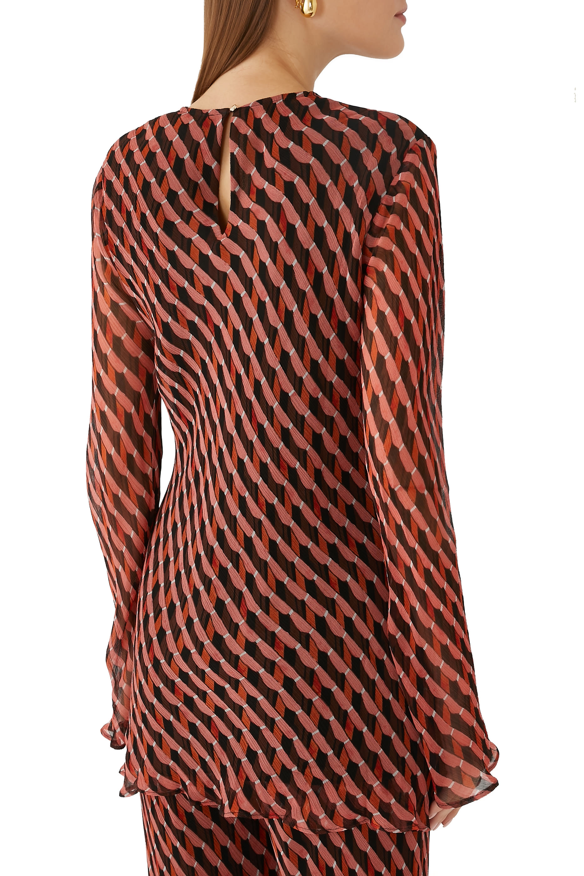 بلوزة مارتينا بقصة مائلة واسعة