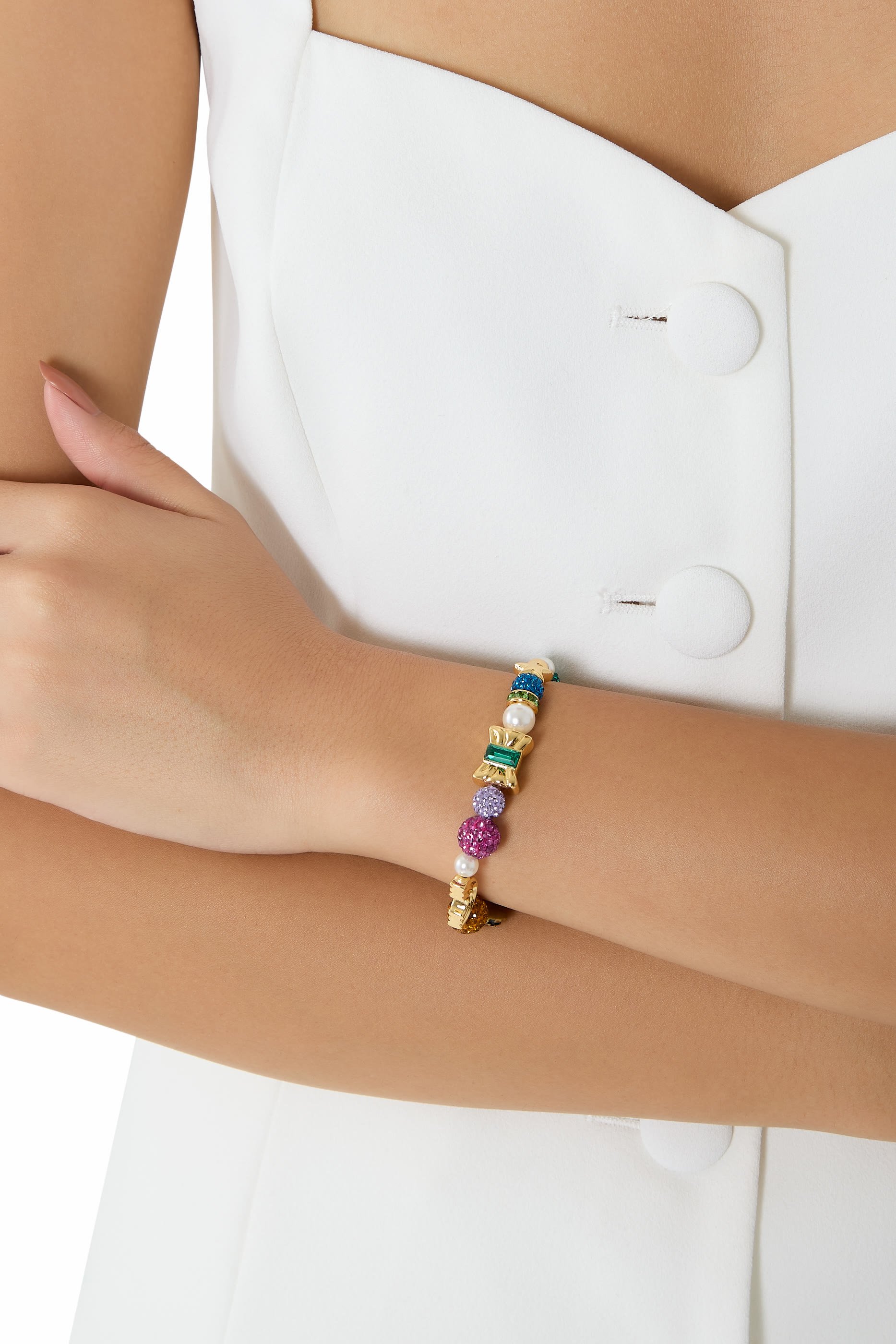 سوار بحلي وأحجار بافيه