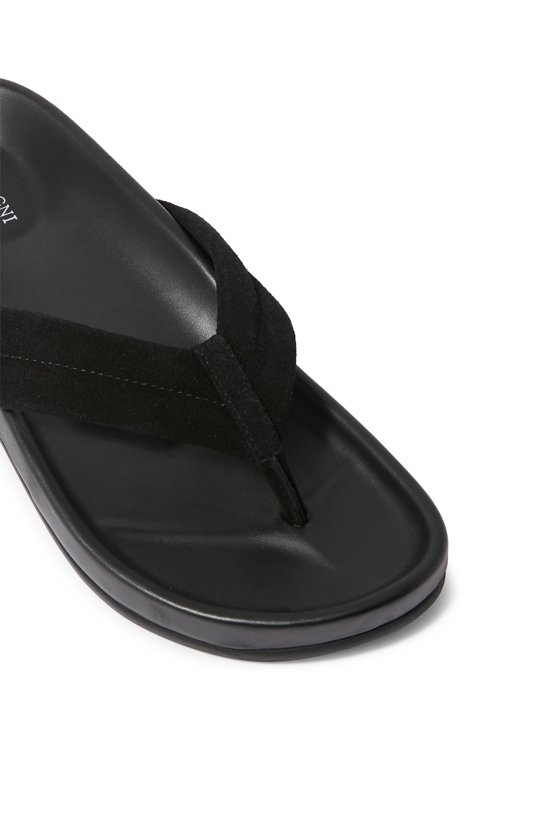 حذاء خفيف 40 بتصميم ثونج بتفاصيل محاكة شمواه