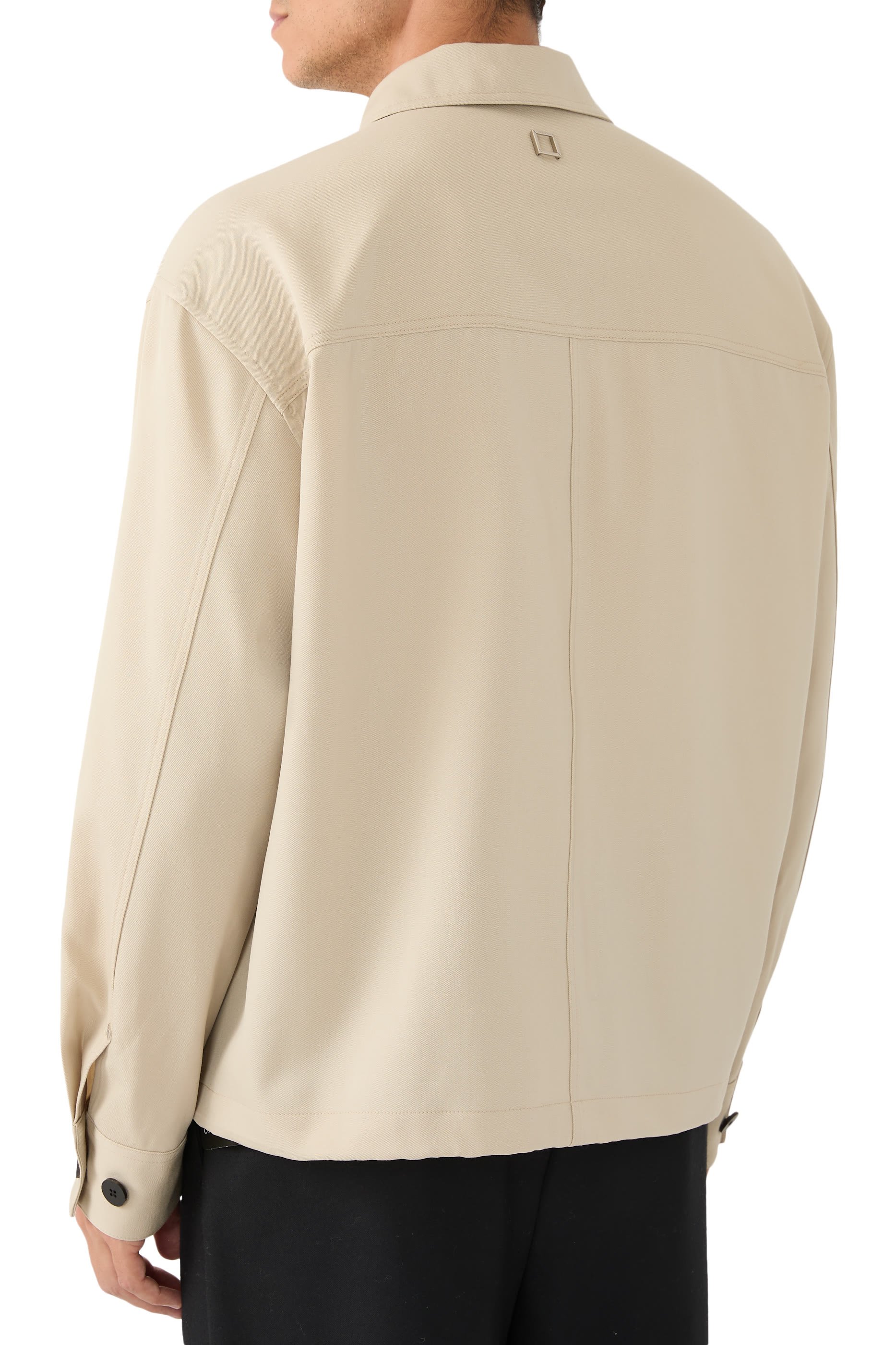 قميص بتفاصيل جيب