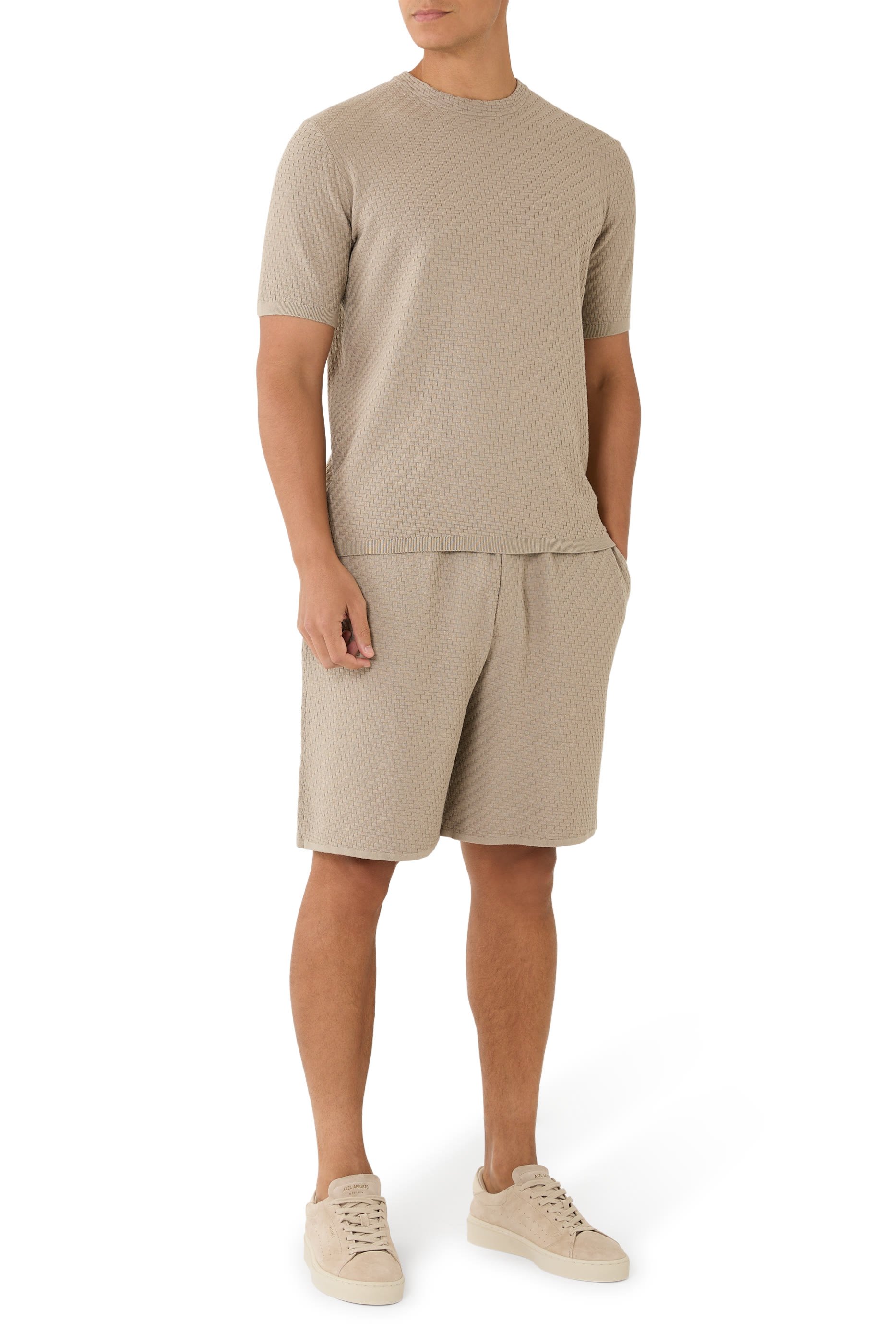 شورت منسوج بخصر مطاطي 