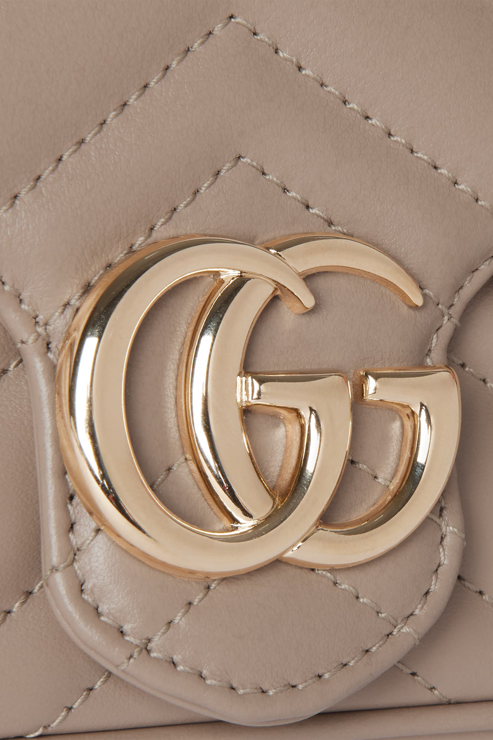 حقيبة مارمونت صغيرة بشعار الماركة