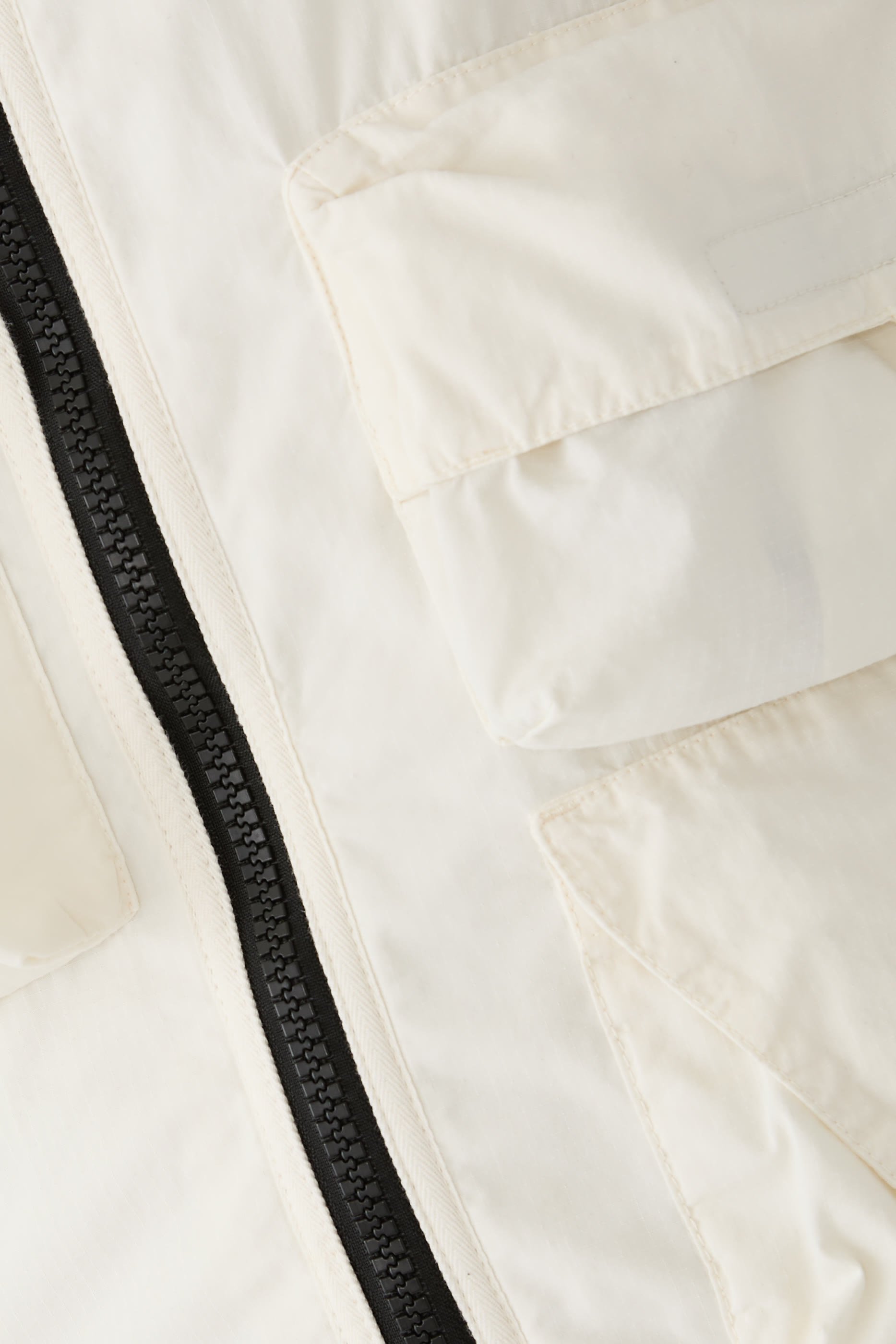 فيست يوتيليتي بشعار الماركة