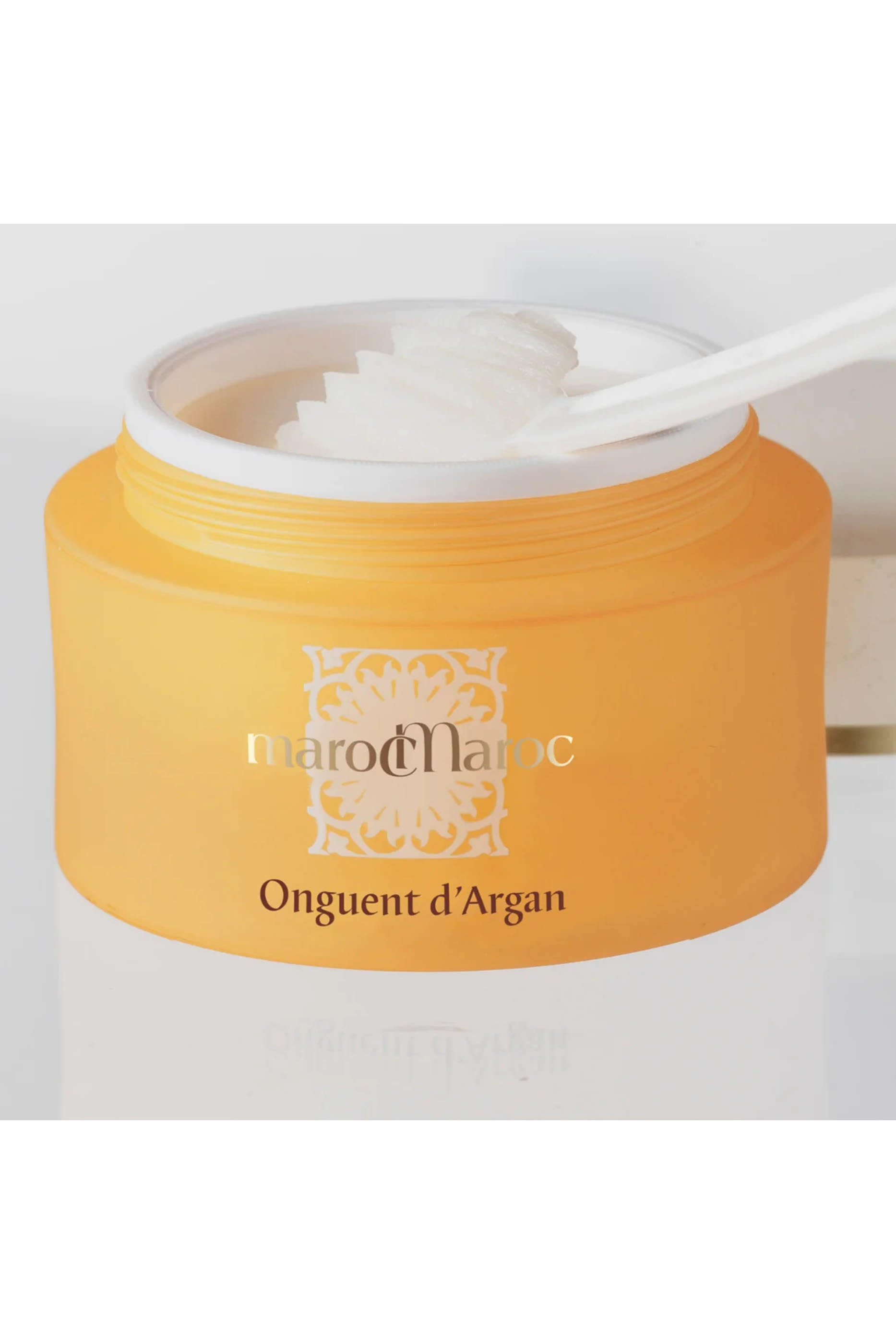 مرطب مغذي للجسم