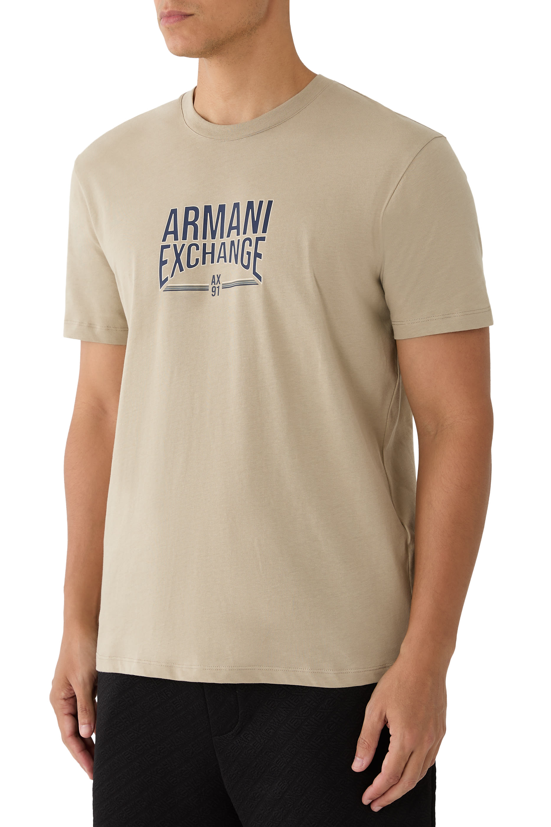 تيشيرت بشعار الماركة