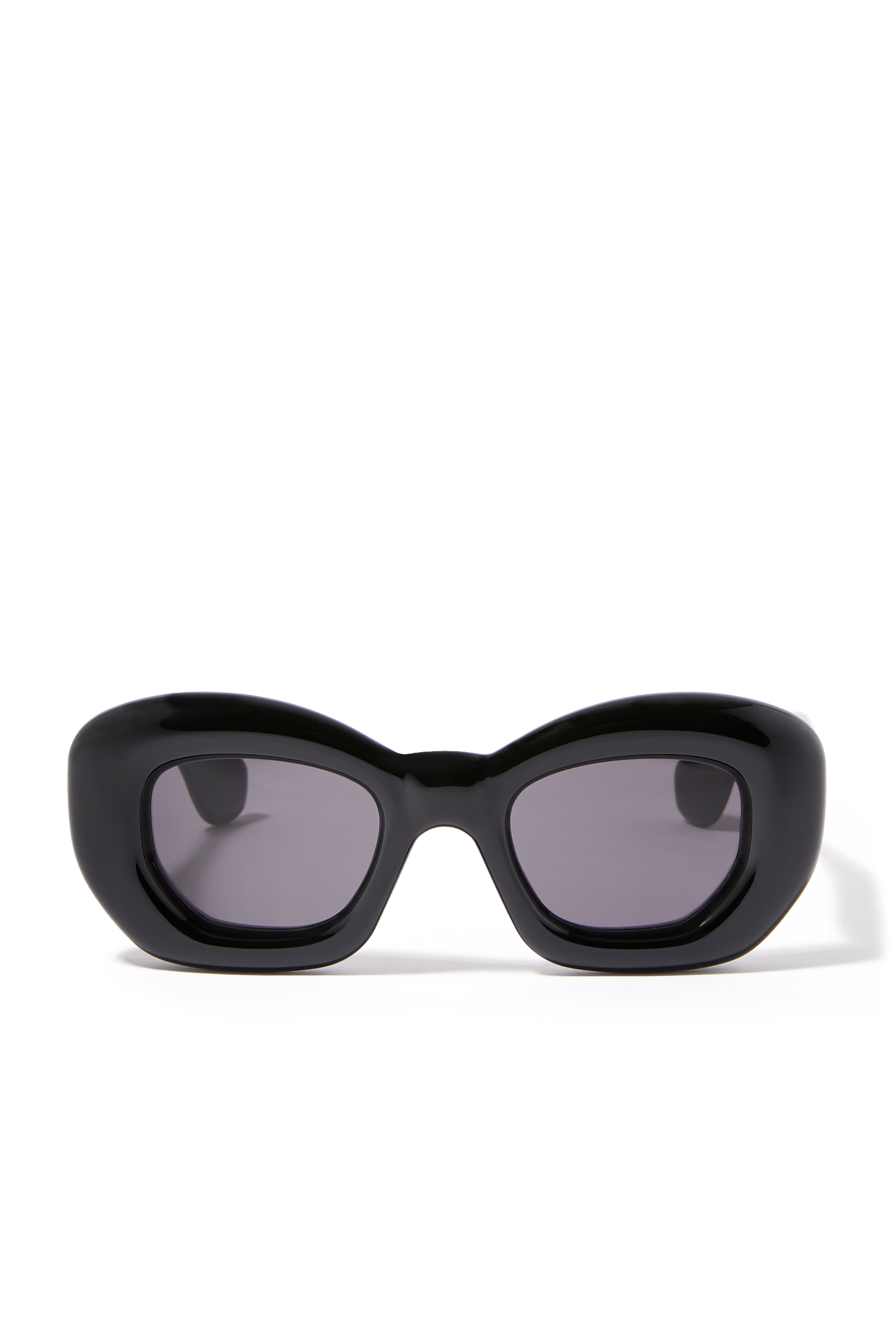 نظارة شمسية بتصميم فراشة بإطار سميك