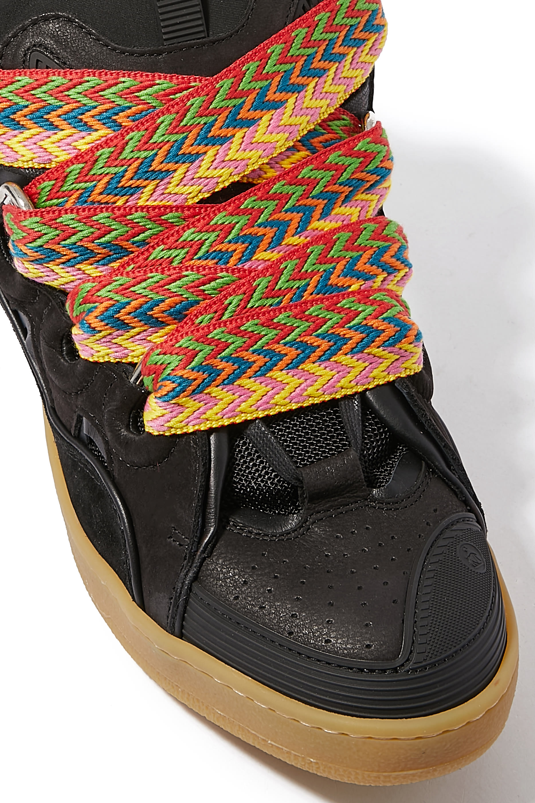 سنيكرز كيرب بنعل سميك جلد