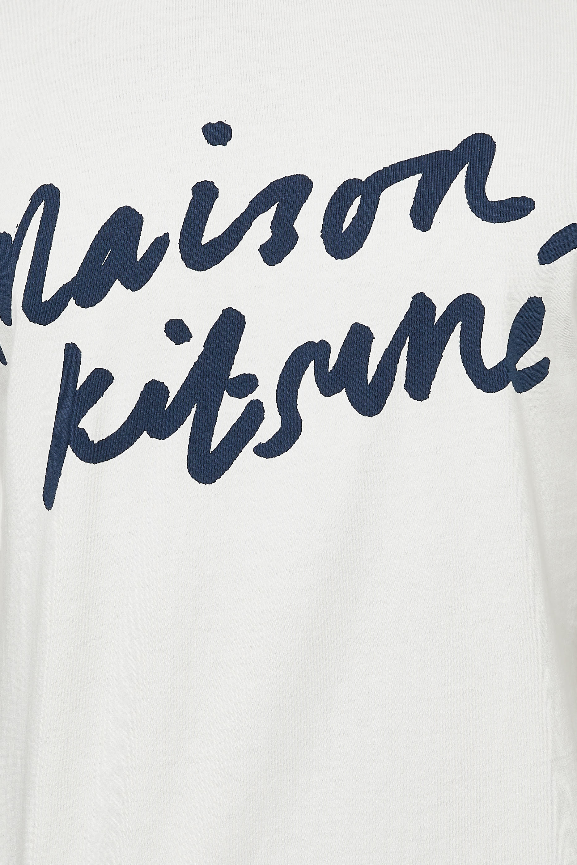 تيشيرت كلاسيكي مزين بشعار الماركة بخط يدوي