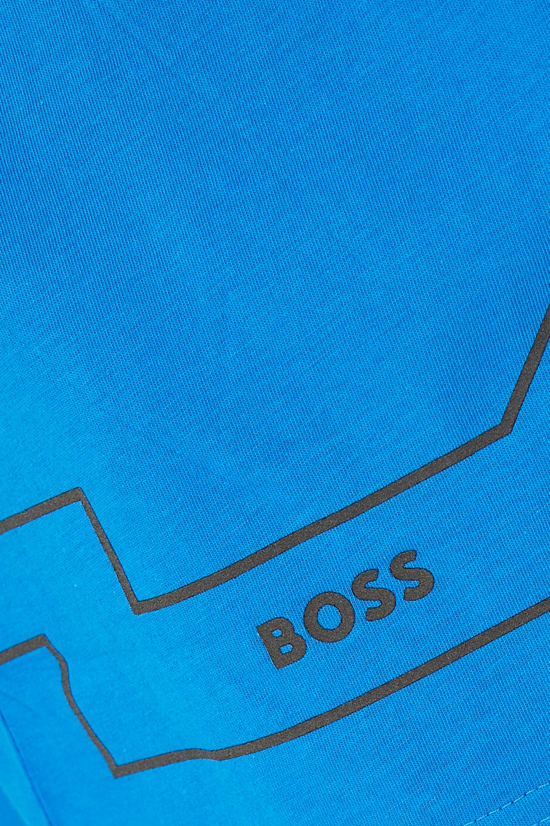 تيشيرت بأكمام قصيرة