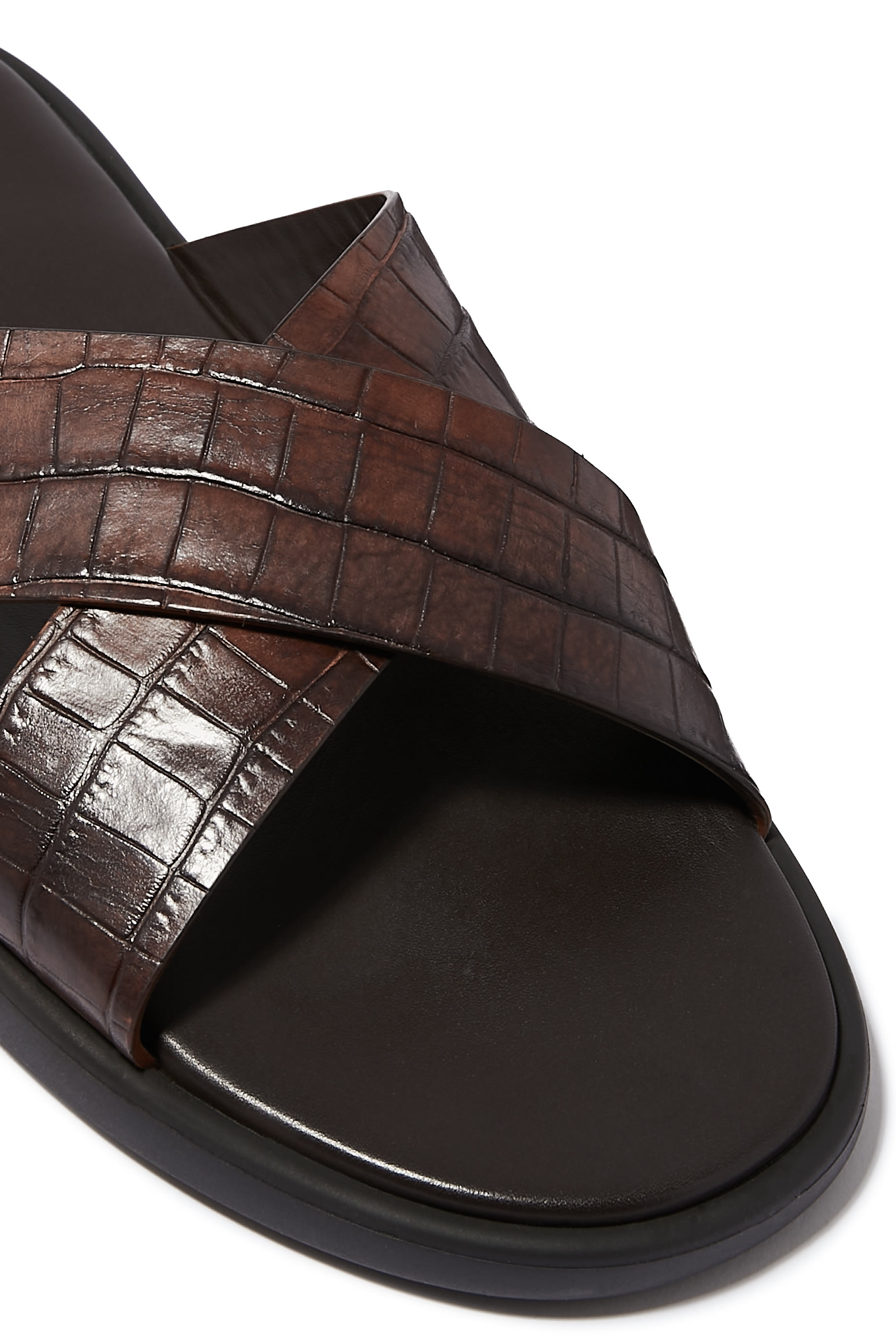 صندل ميكونوس جلذ بنعل مسطح