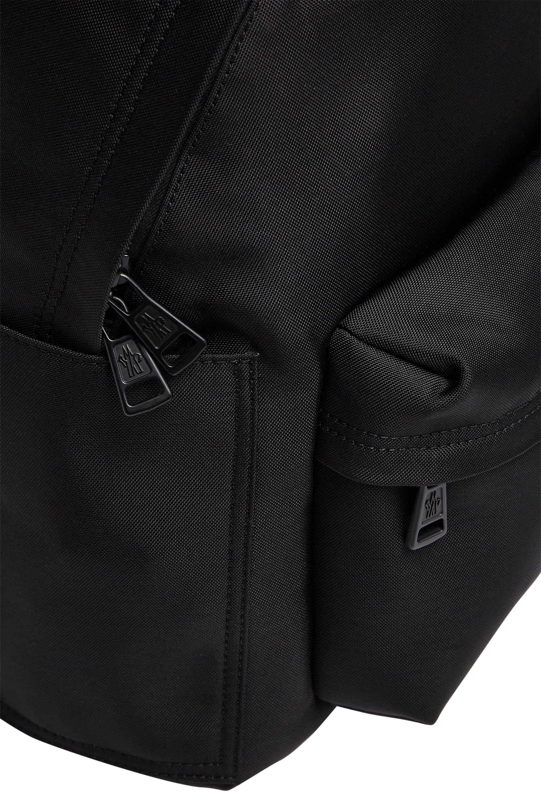 حقيبة ظهر بيريك نيو مقاومة للماء