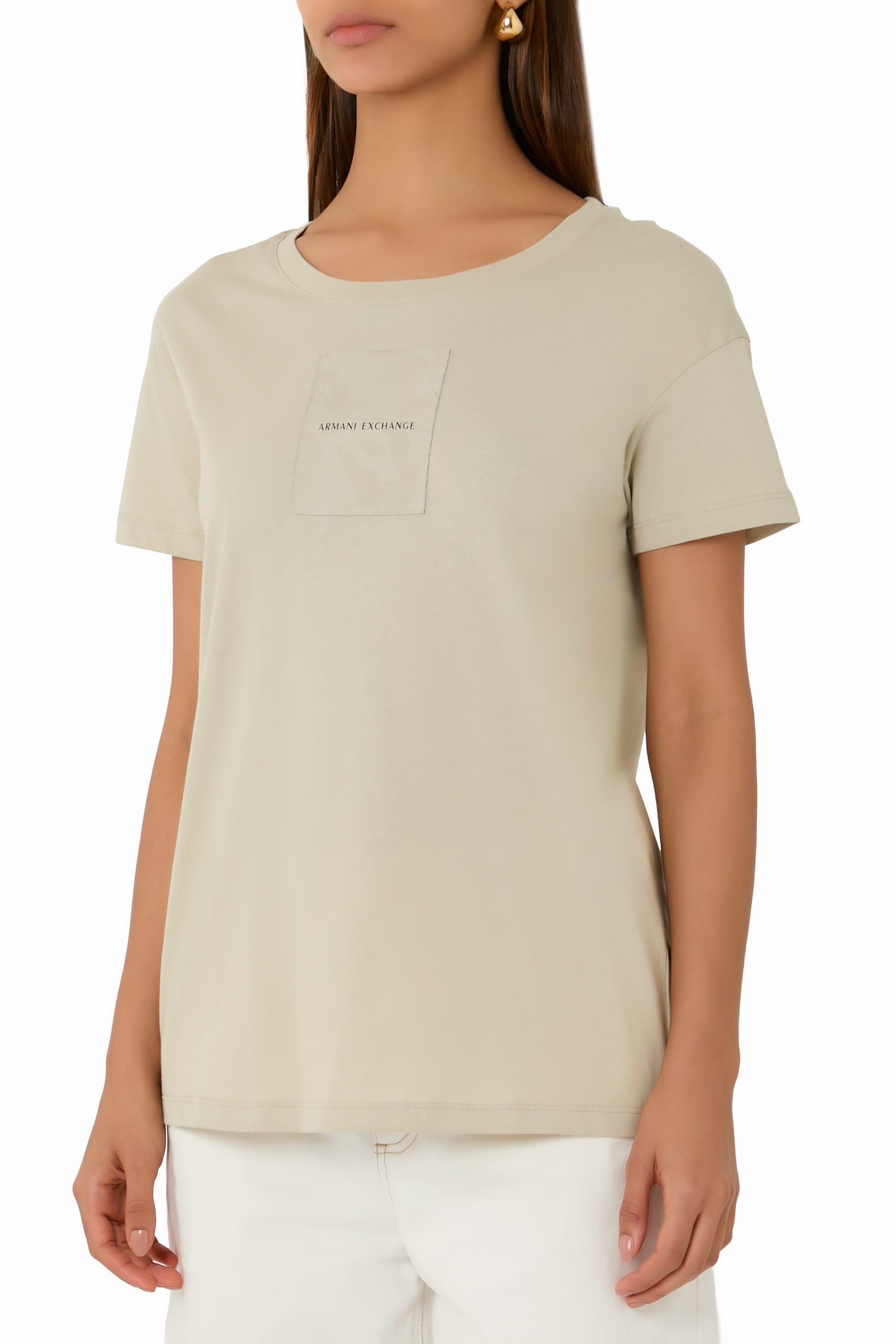 تيشيرت بقصة مريحة وطبعة شعار الماركة